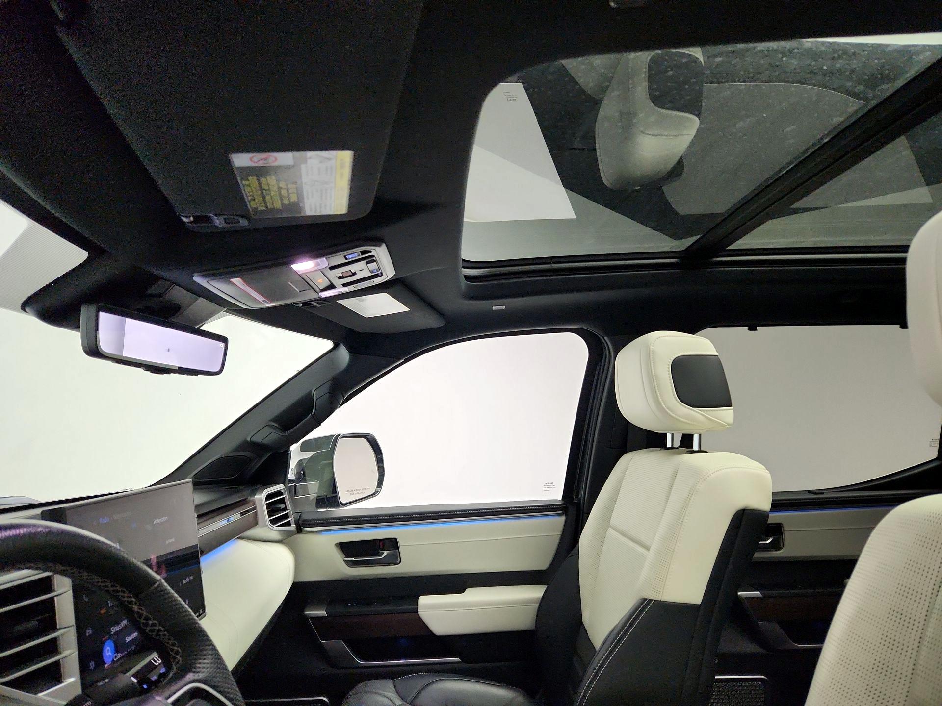 Thumbnail: 2024 Toyota Tundra - 19