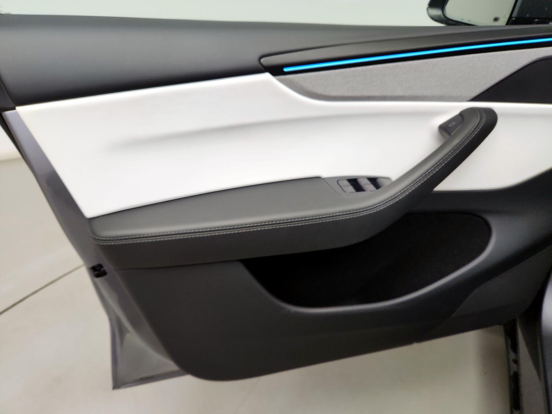 Thumbnail: 2026 Tesla Model Y - 12