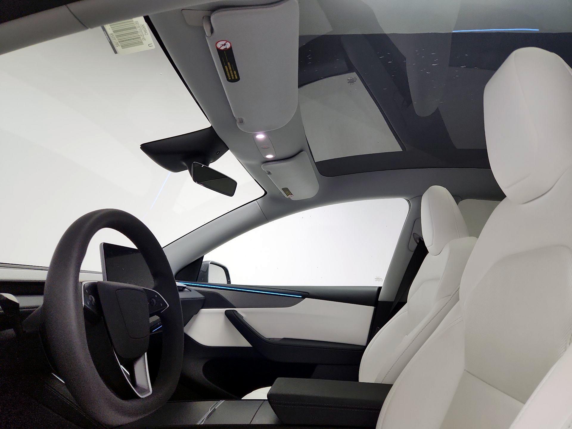 Thumbnail: 2026 Tesla Model Y - 18