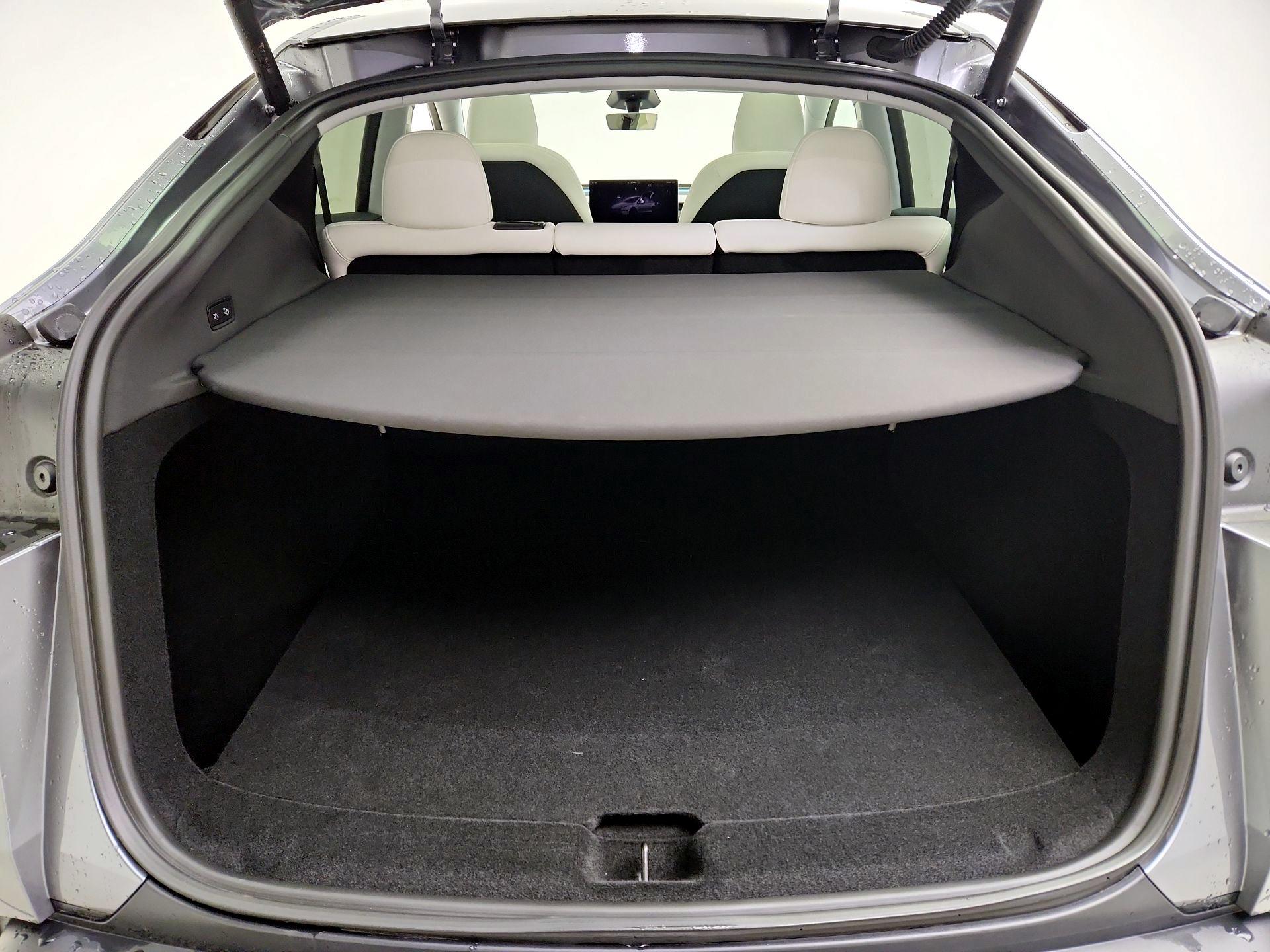 Thumbnail: 2026 Tesla Model Y - 20