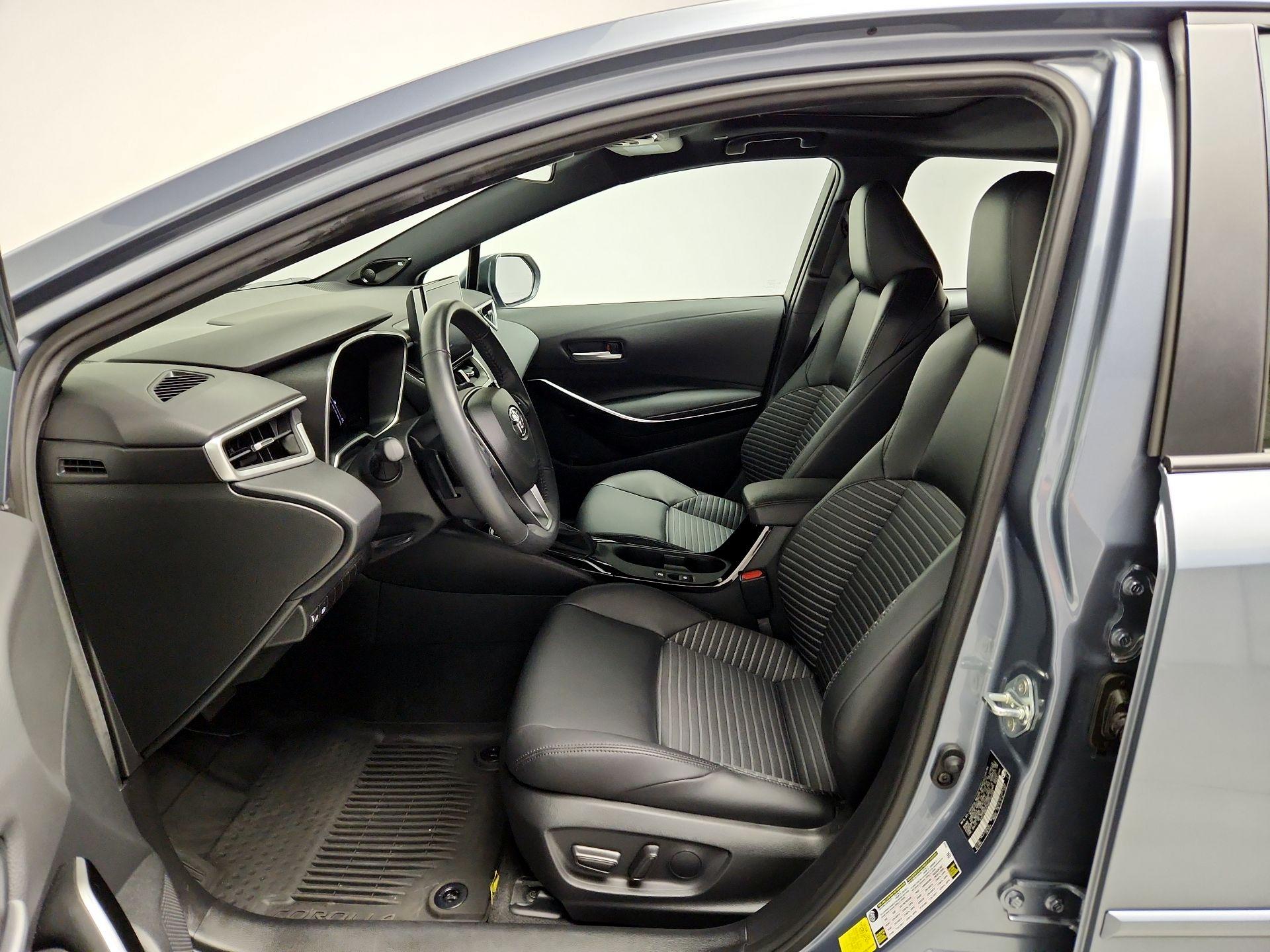 Thumbnail: 2023 Toyota Corolla - 11