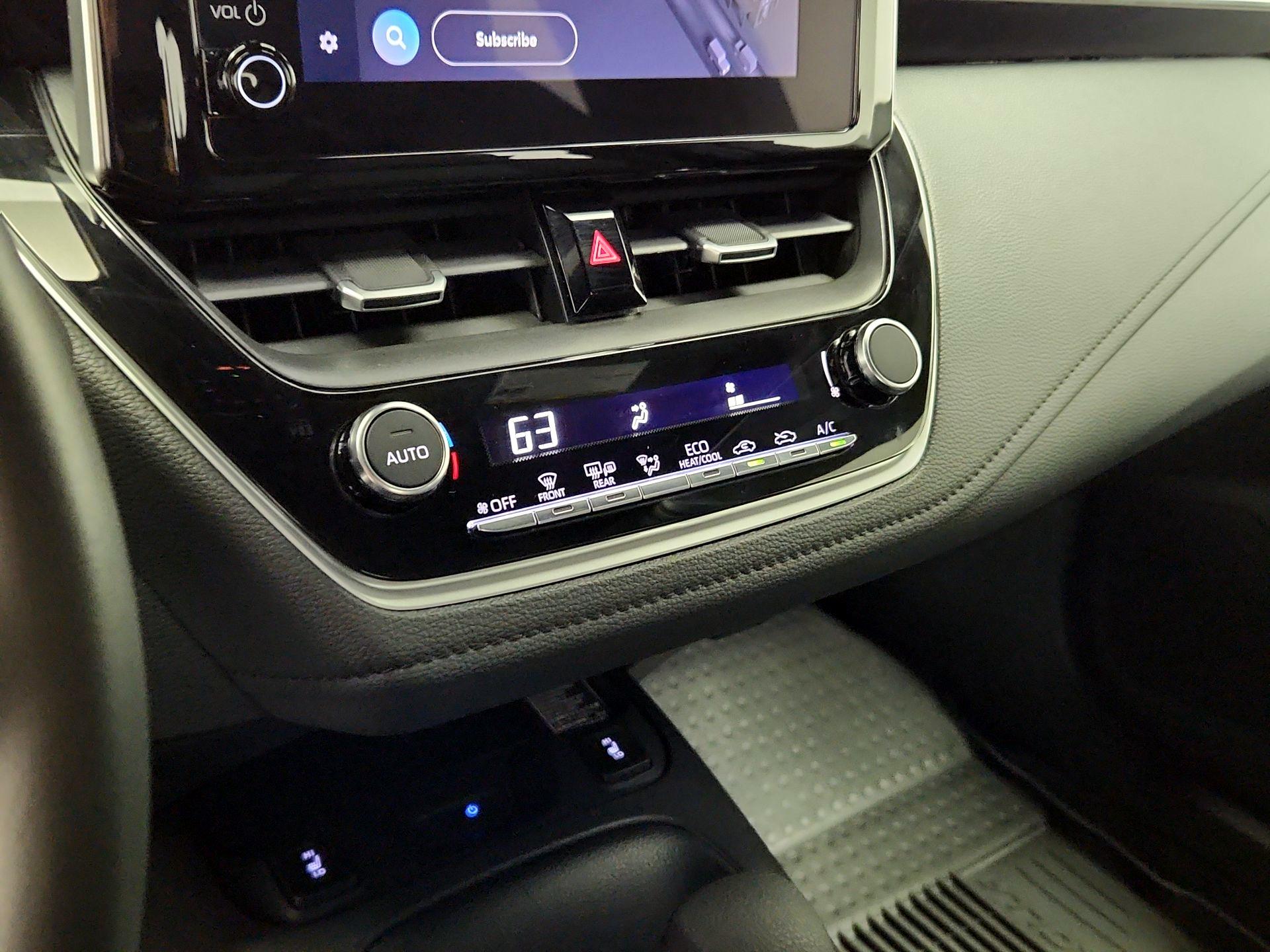 Thumbnail: 2023 Toyota Corolla - 16