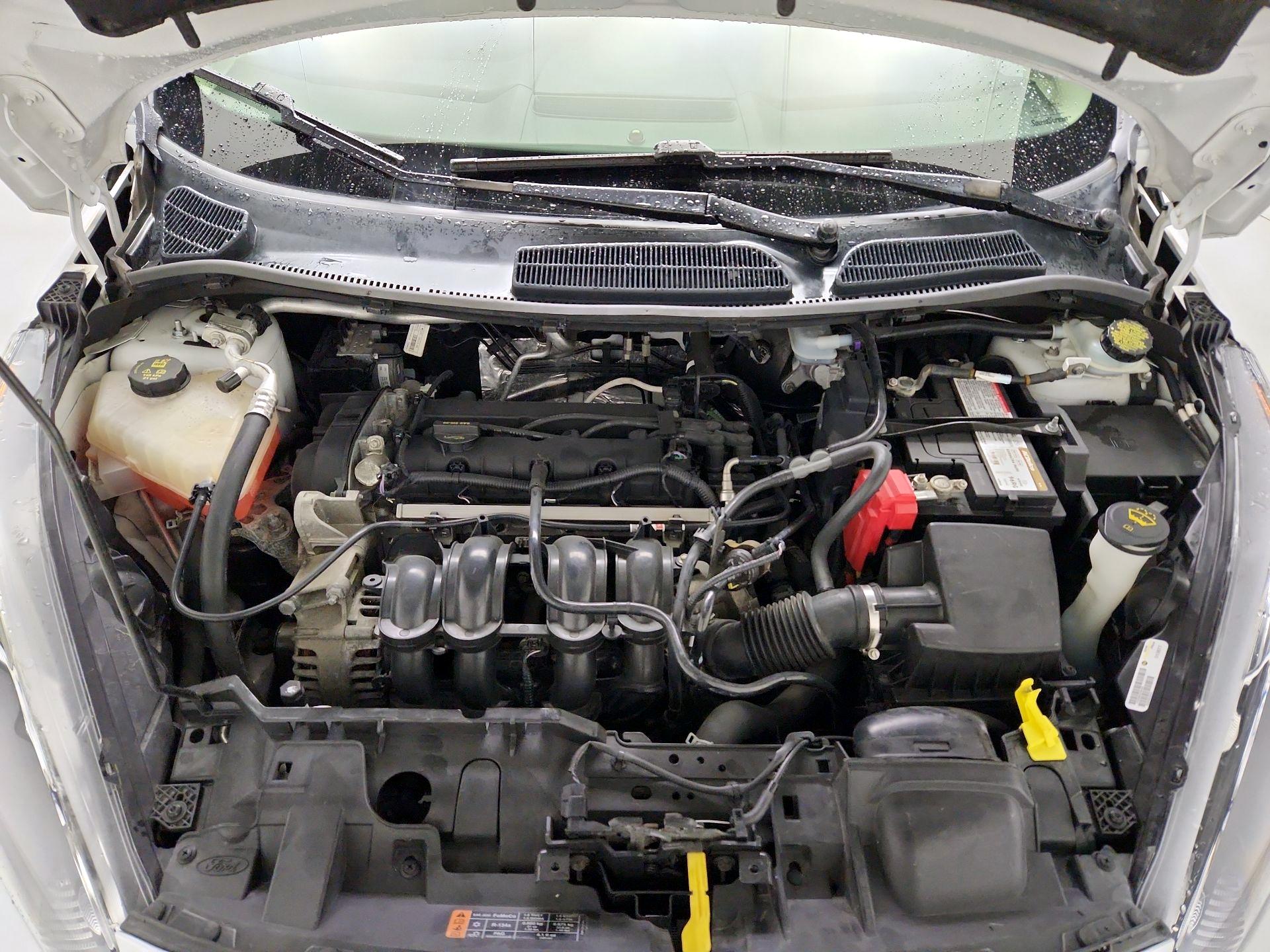 Thumbnail: 2015 Ford Fiesta - 20