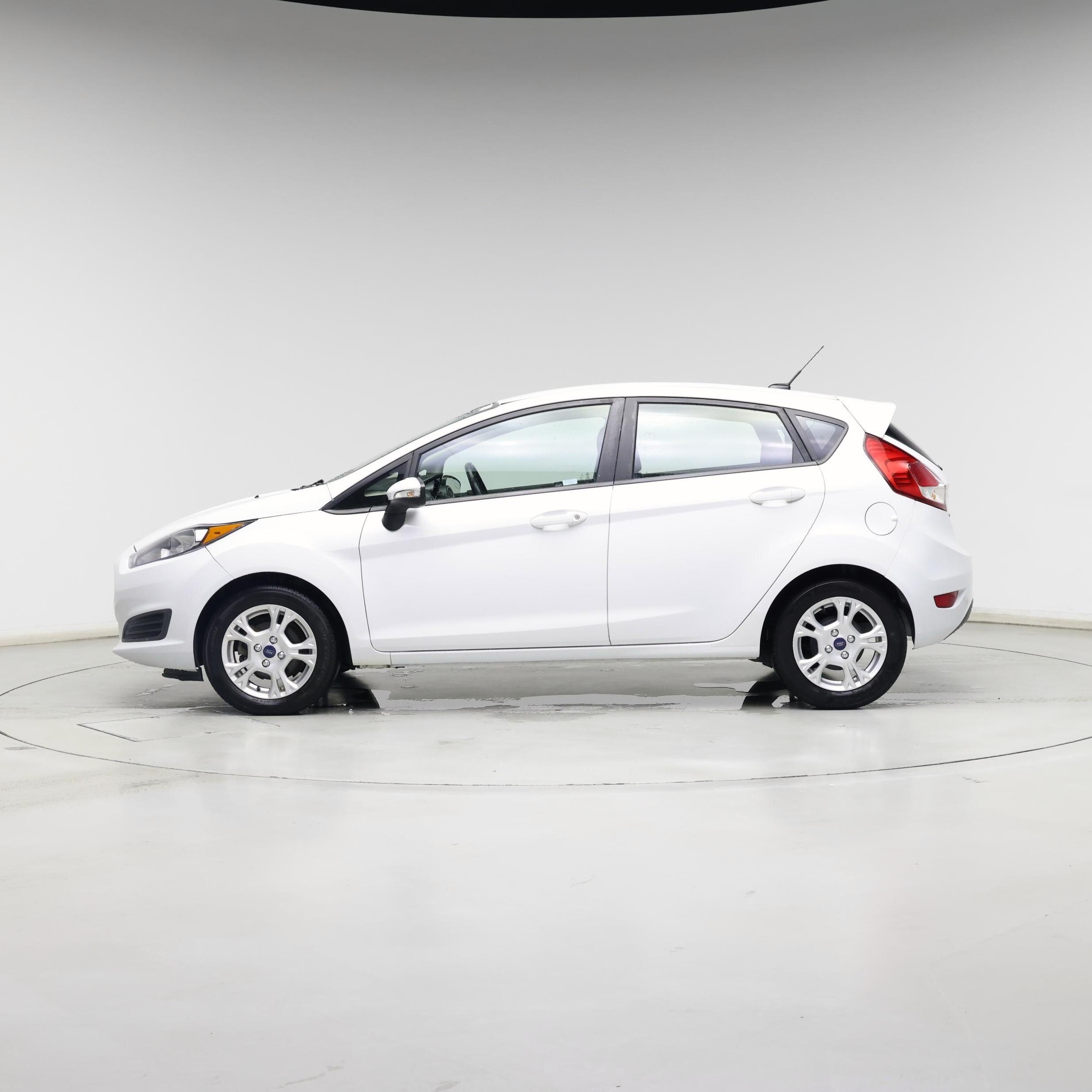 Thumbnail: 2015 Ford Fiesta - 3