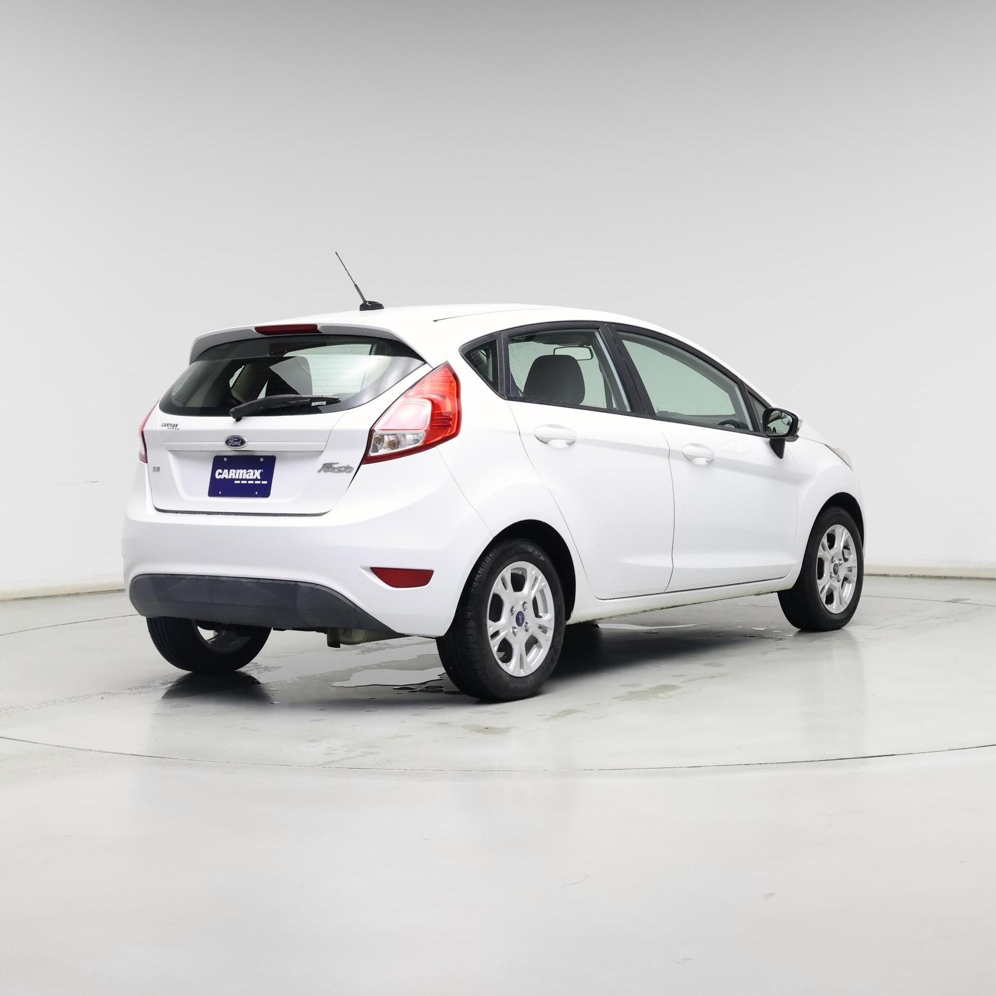 Thumbnail: 2015 Ford Fiesta - 8