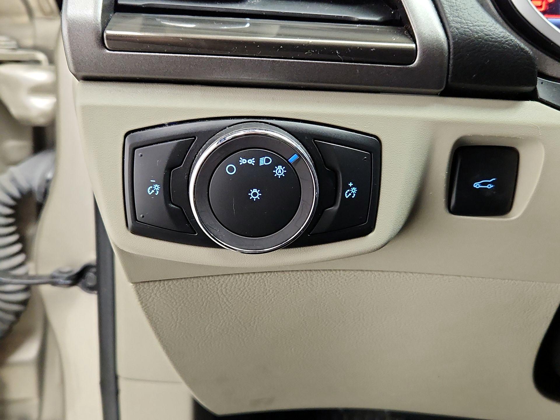 Thumbnail: 2019 Ford Fusion - 13