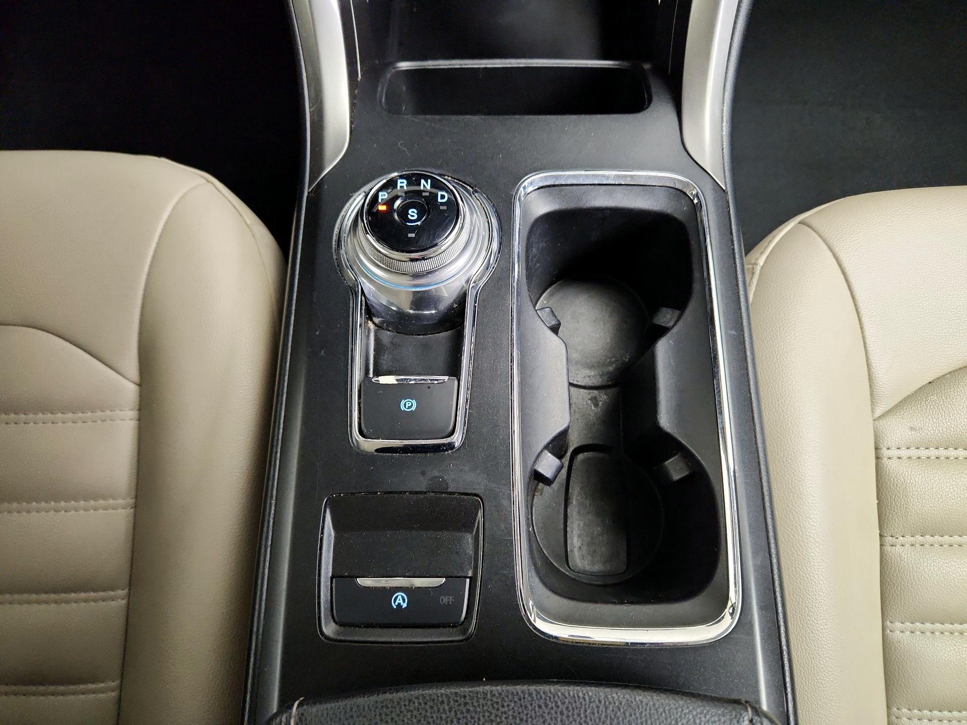 Thumbnail: 2019 Ford Fusion - 17