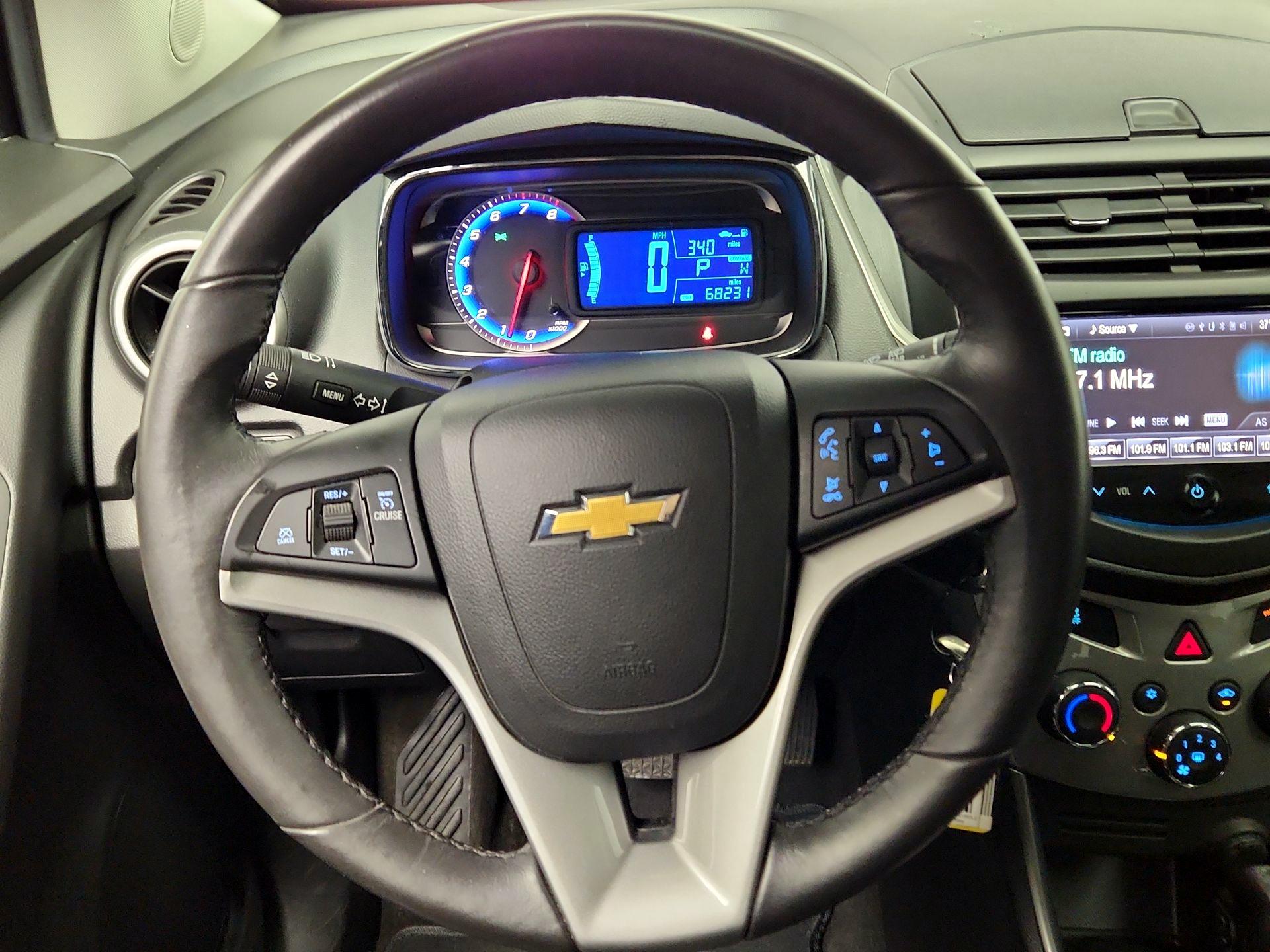 Thumbnail: 2015 Chevrolet Trax - 10