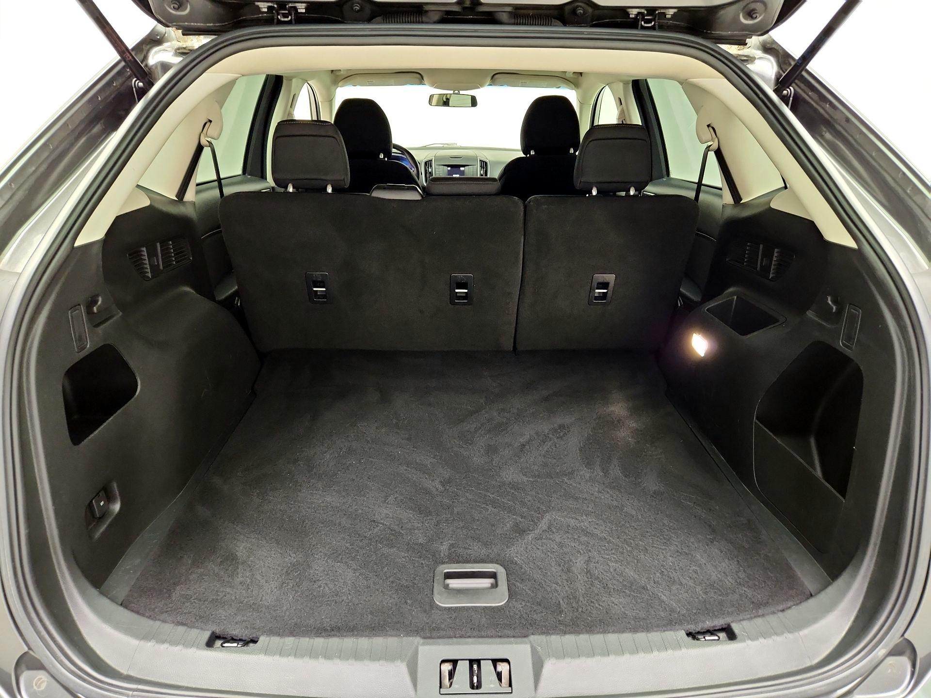 Thumbnail: 2017 Ford Edge - 19