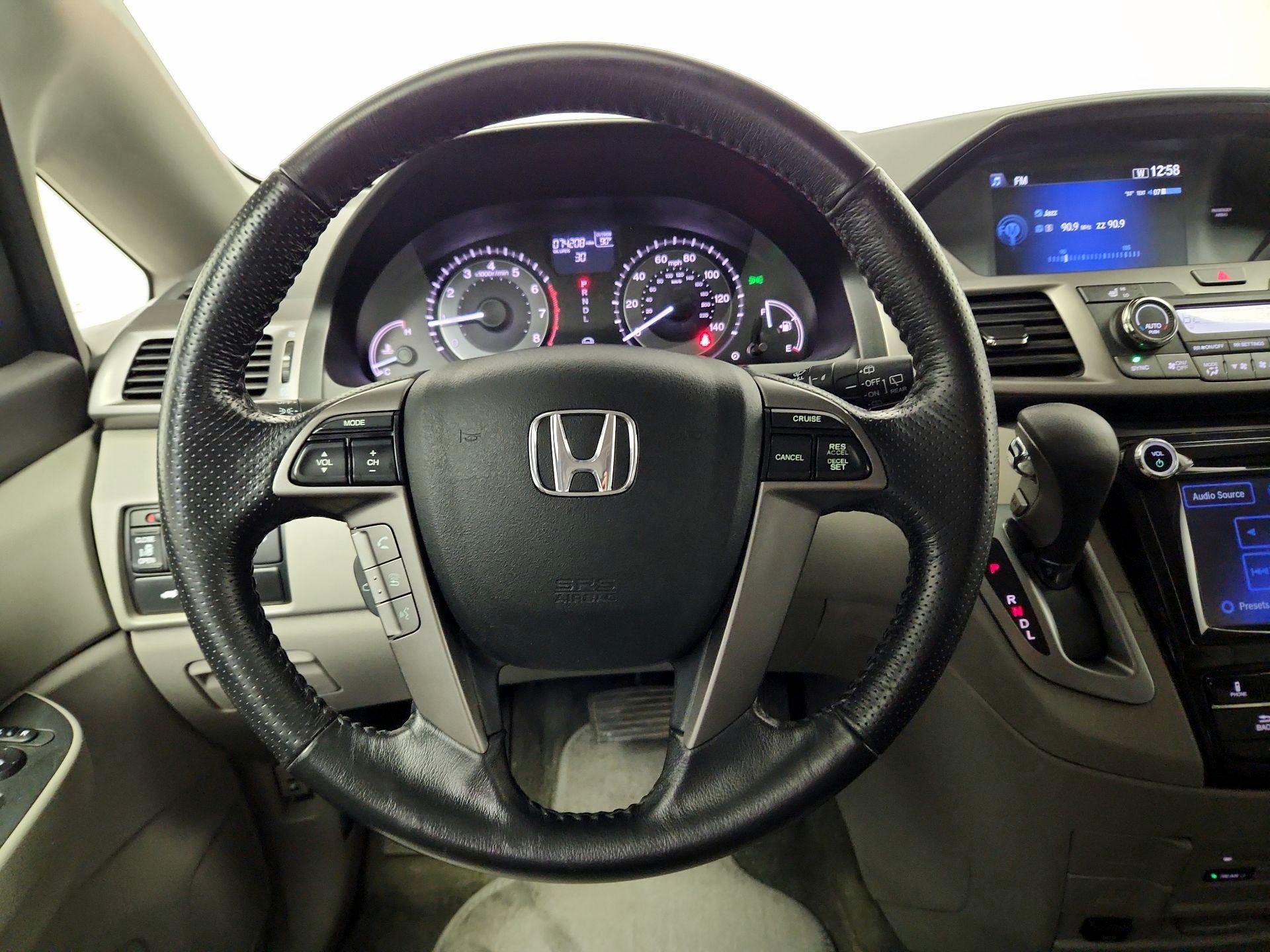 Thumbnail: 2015 Honda Odyssey - 10