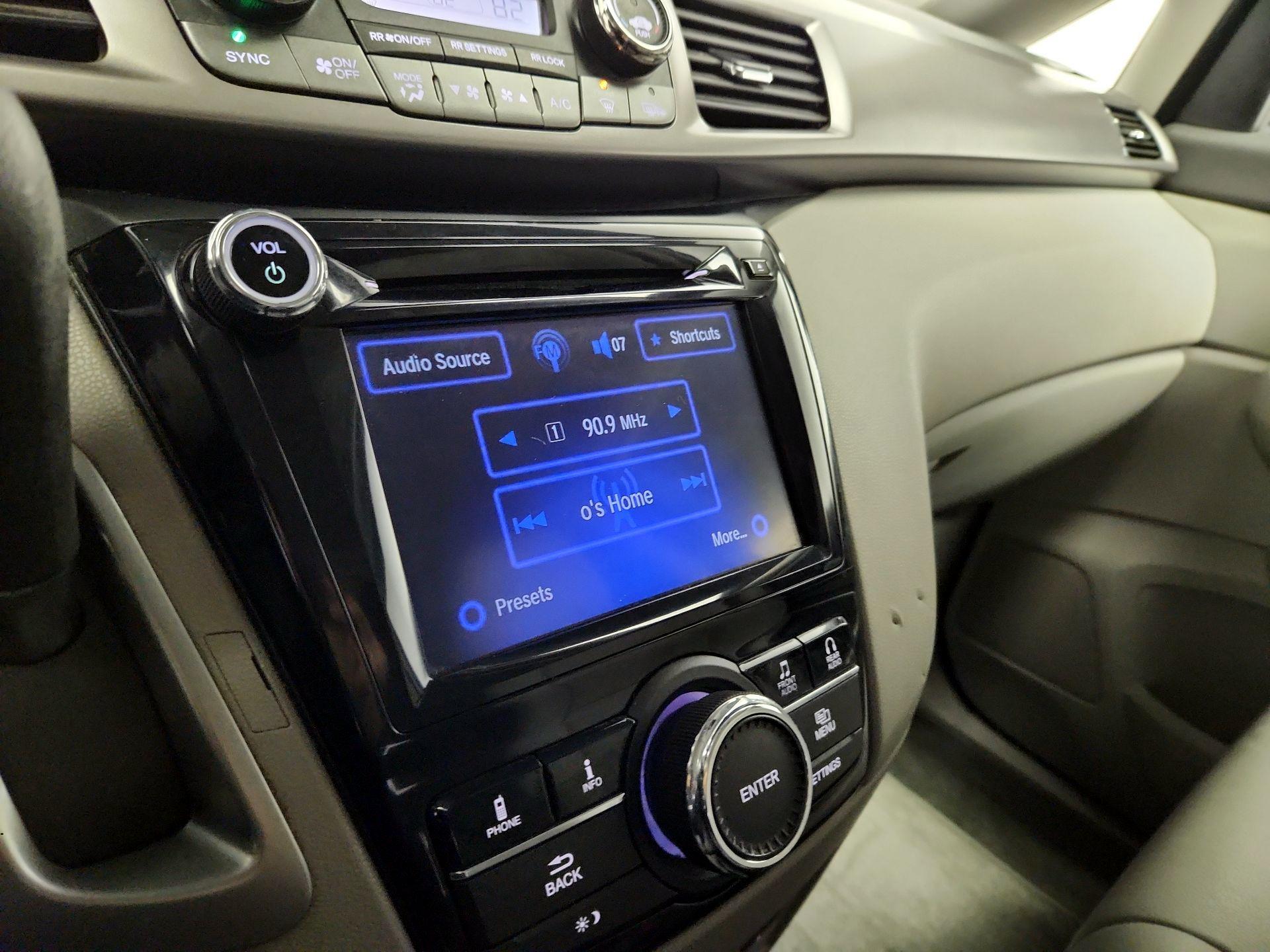 Thumbnail: 2015 Honda Odyssey - 15