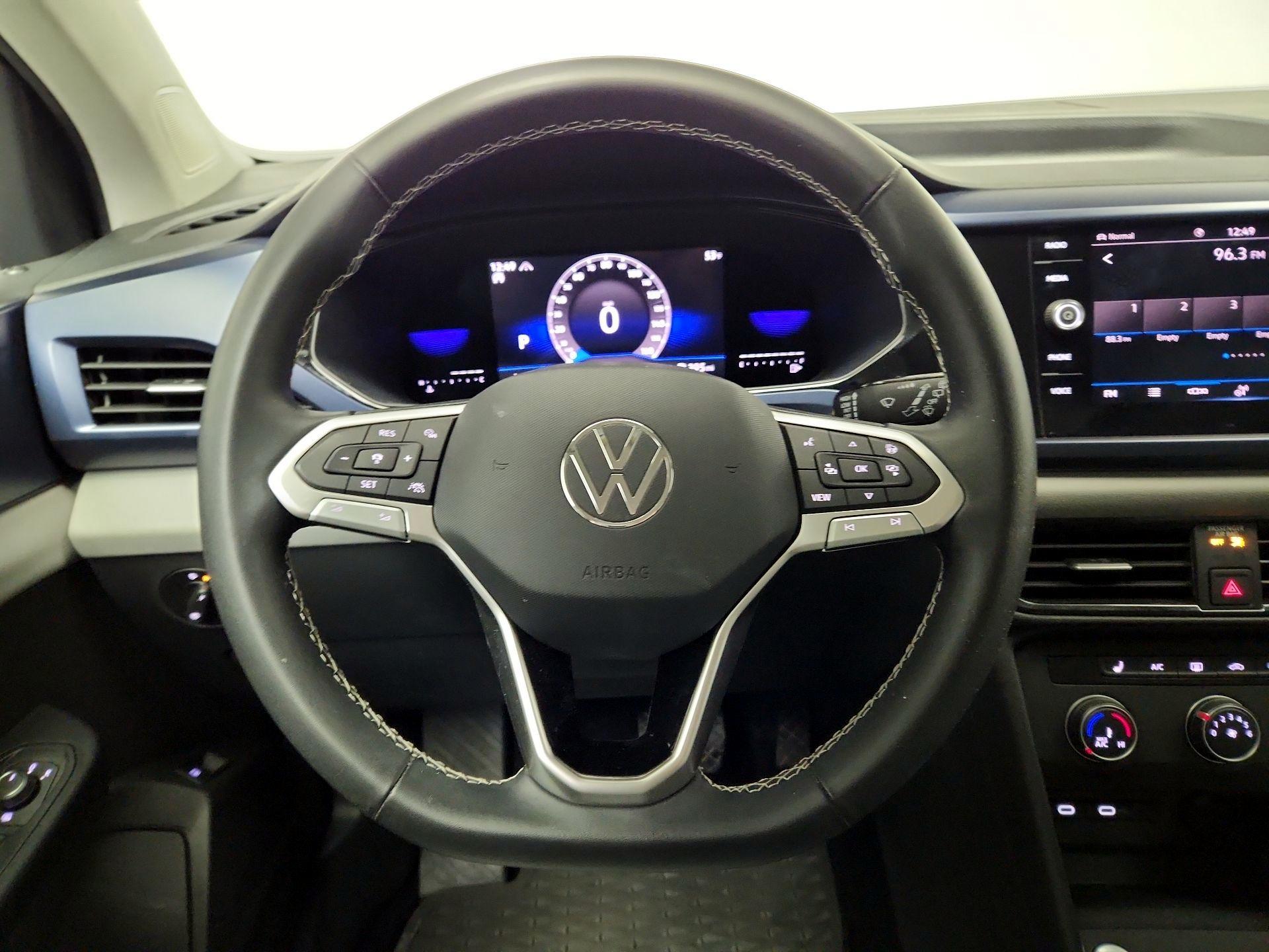 Thumbnail: 2022 Volkswagen Taos - 10