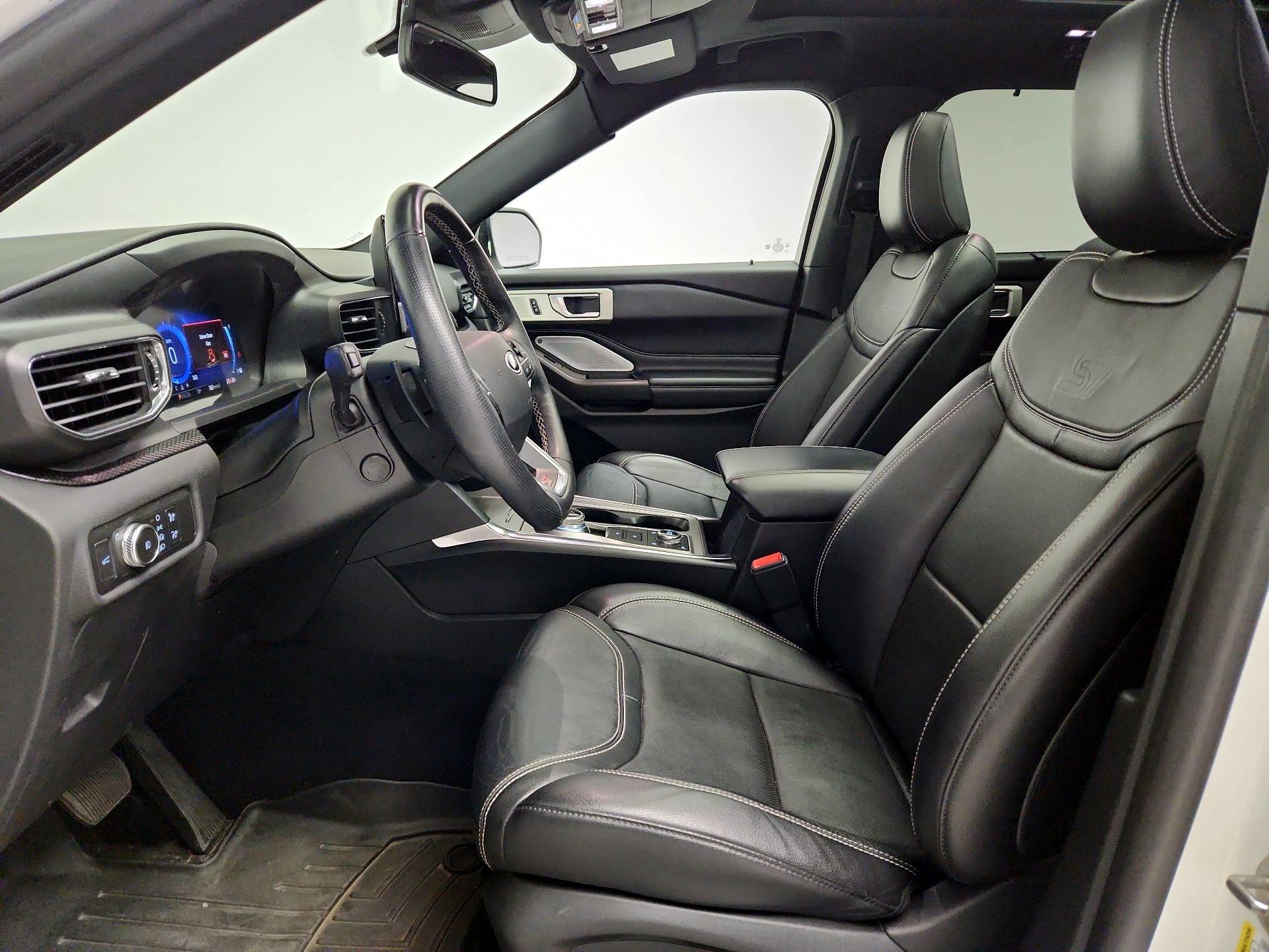 Thumbnail: 2020 Ford Explorer - 11