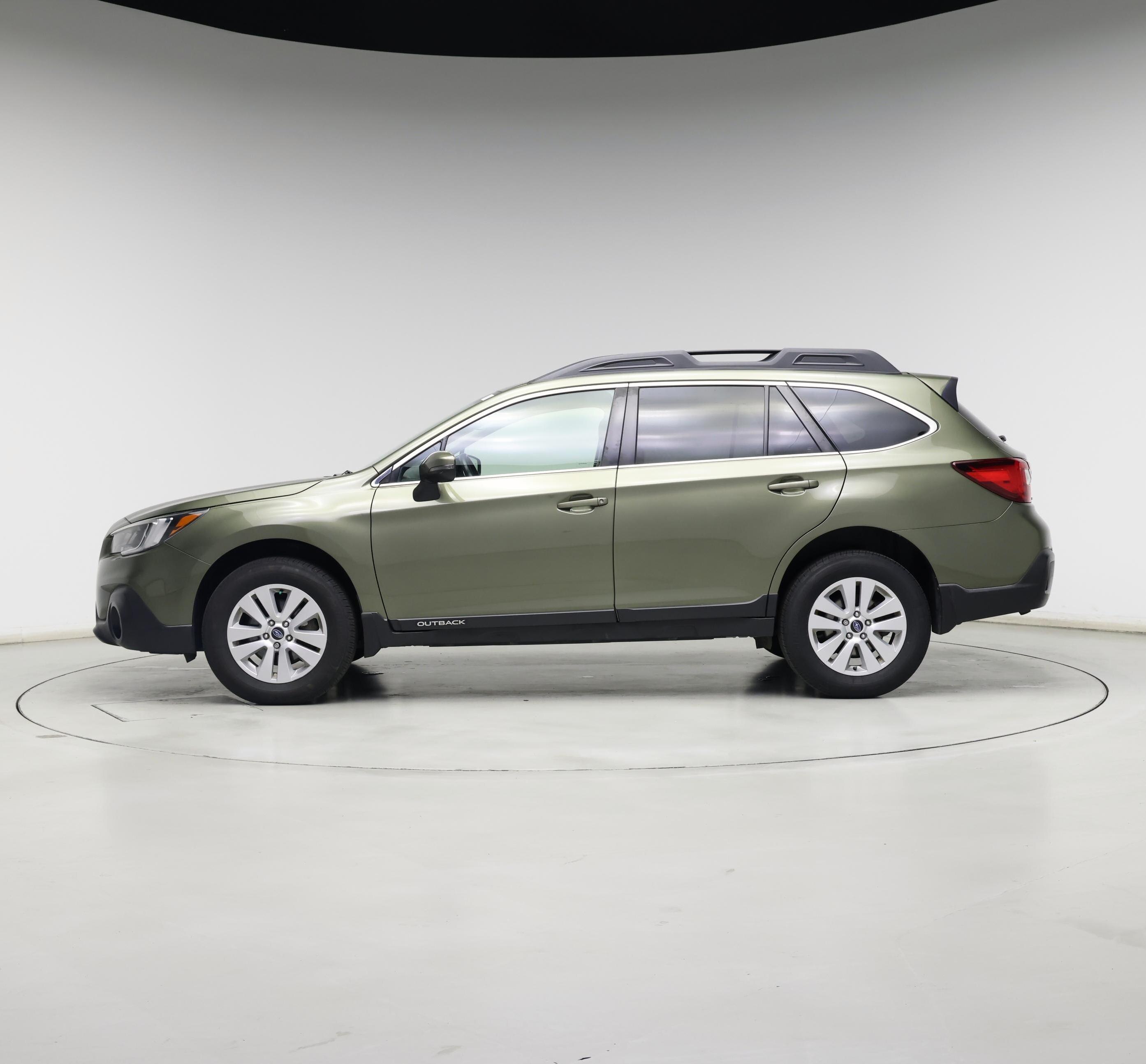 Thumbnail: 2019 Subaru Outback - 3