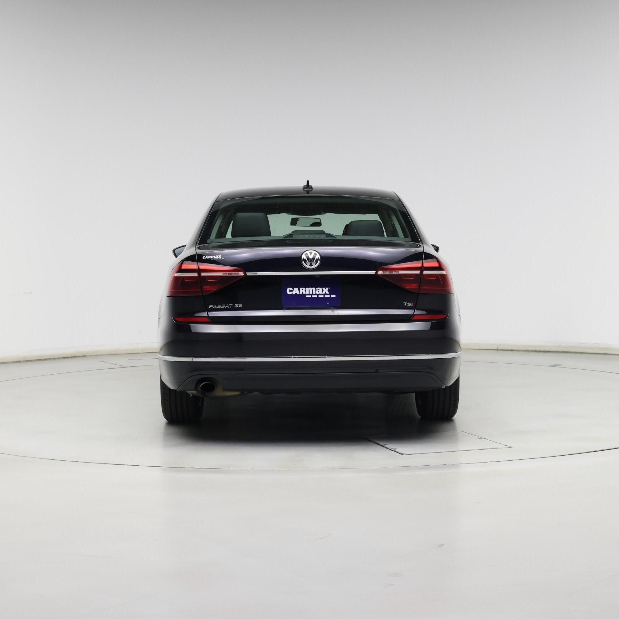 Thumbnail: 2017 Volkswagen Passat - 6