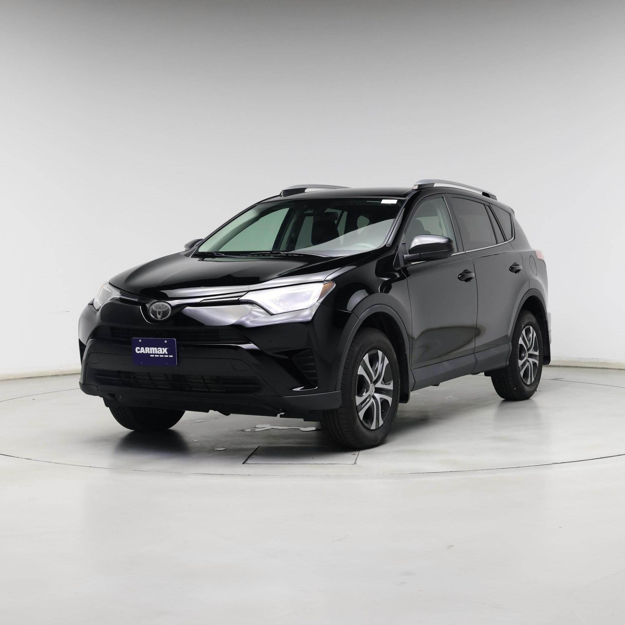 Thumbnail: 2018 Toyota RAV4 - 4