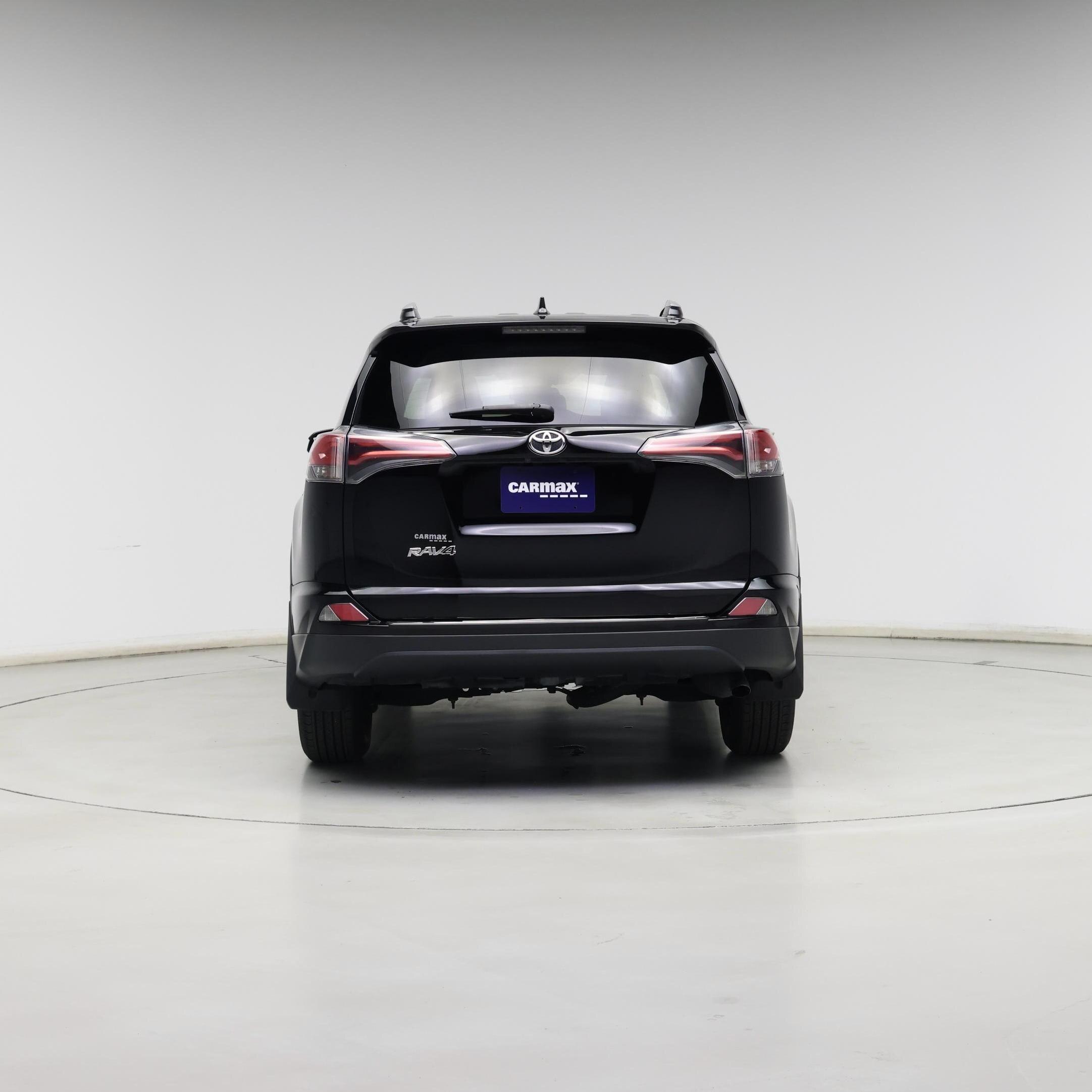 Thumbnail: 2018 Toyota RAV4 - 6