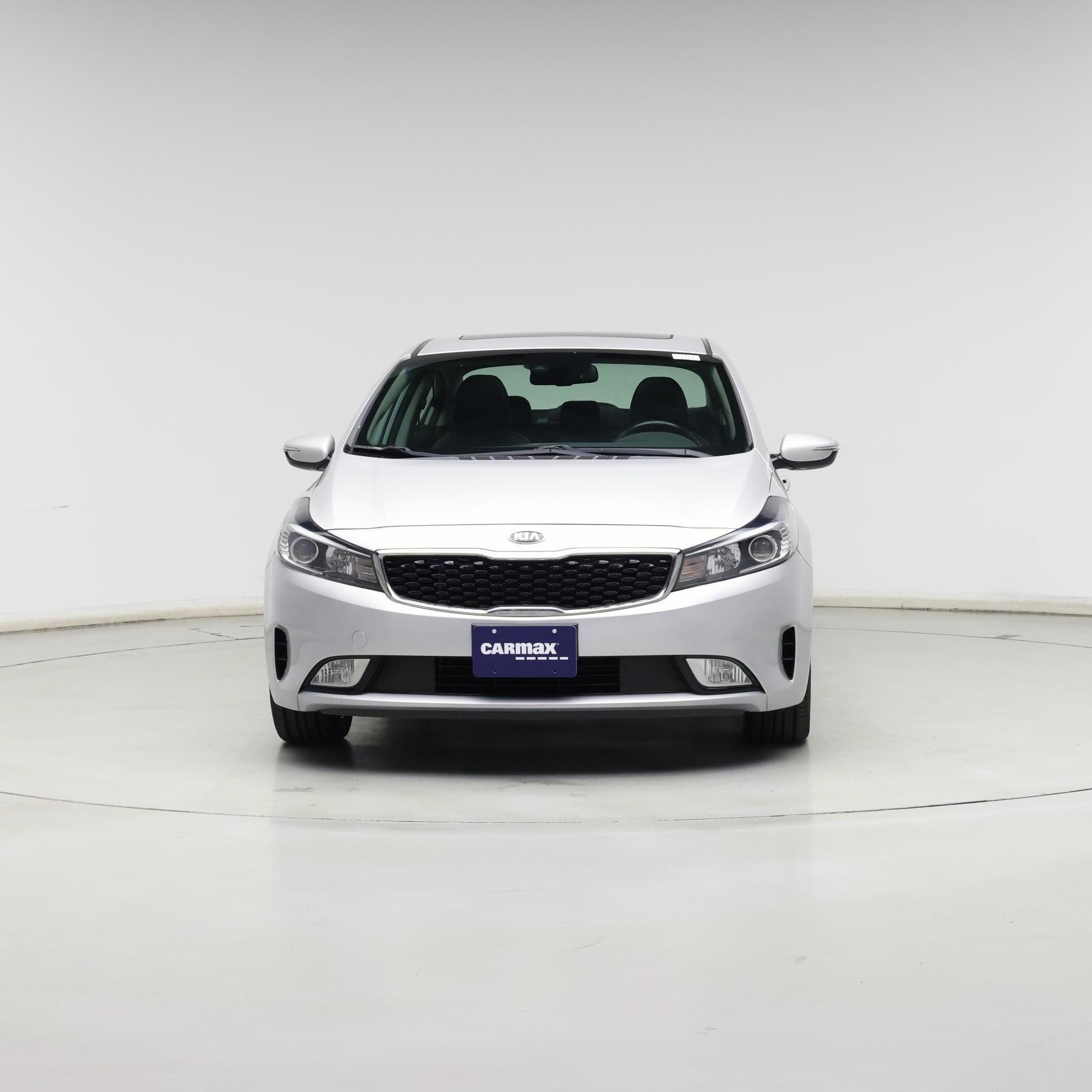 Thumbnail: 2017 Kia Forte - 5