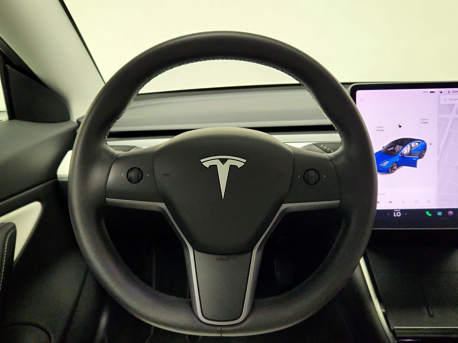 Thumbnail: 2020 Tesla Model 3 - 10