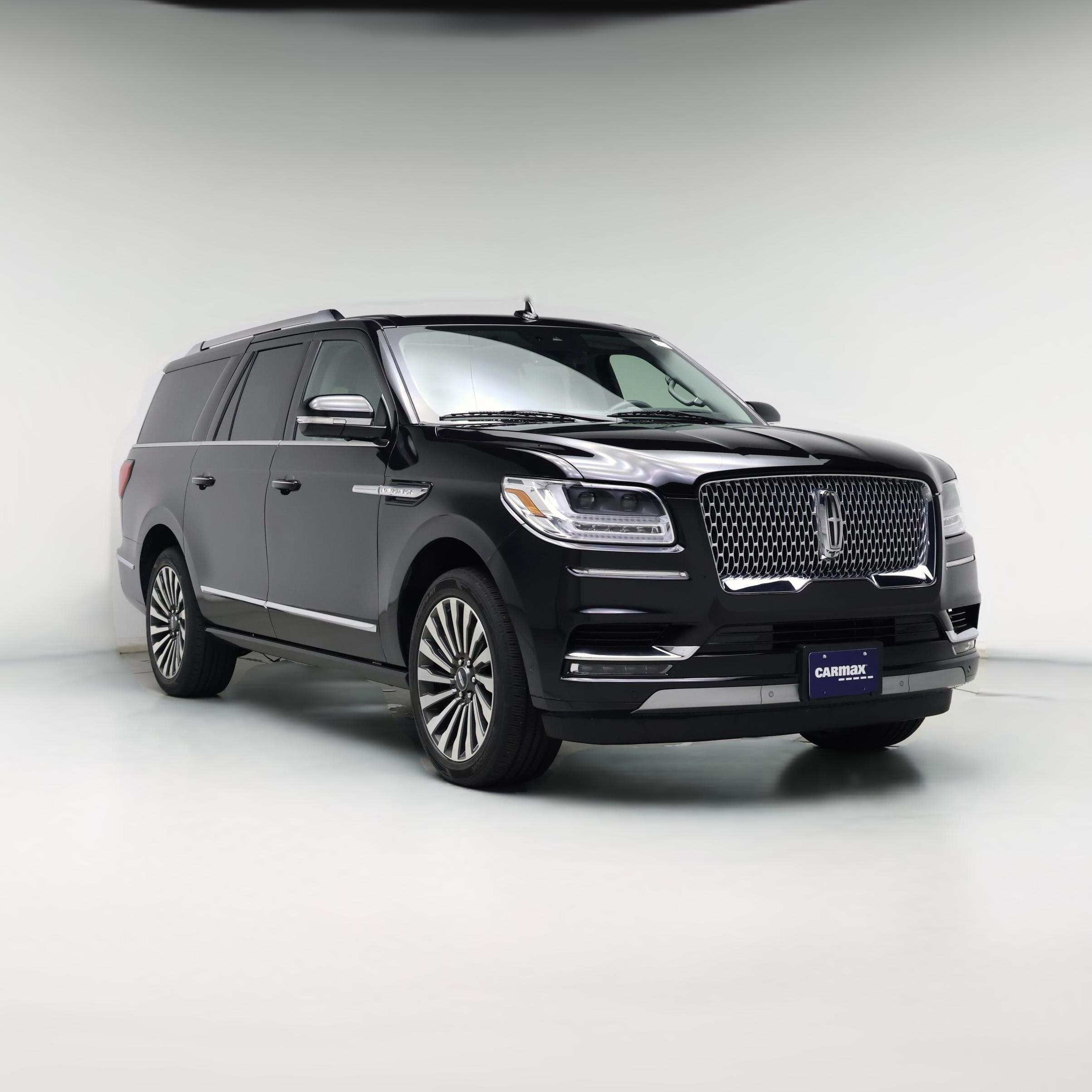 Thumbnail: 2021 Lincoln Navigator L - 1