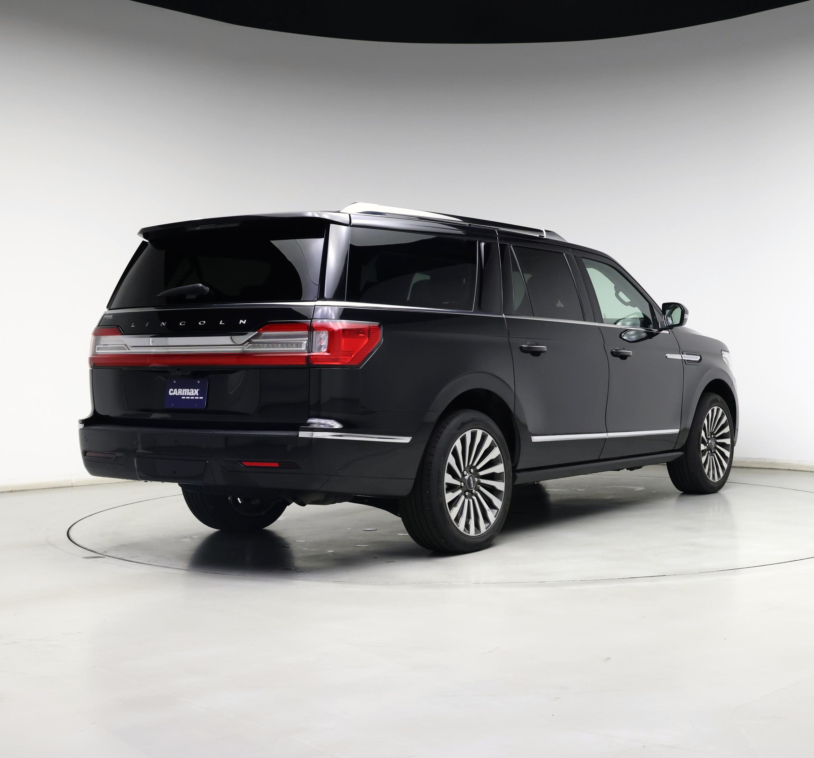 Thumbnail: 2021 Lincoln Navigator L - 8