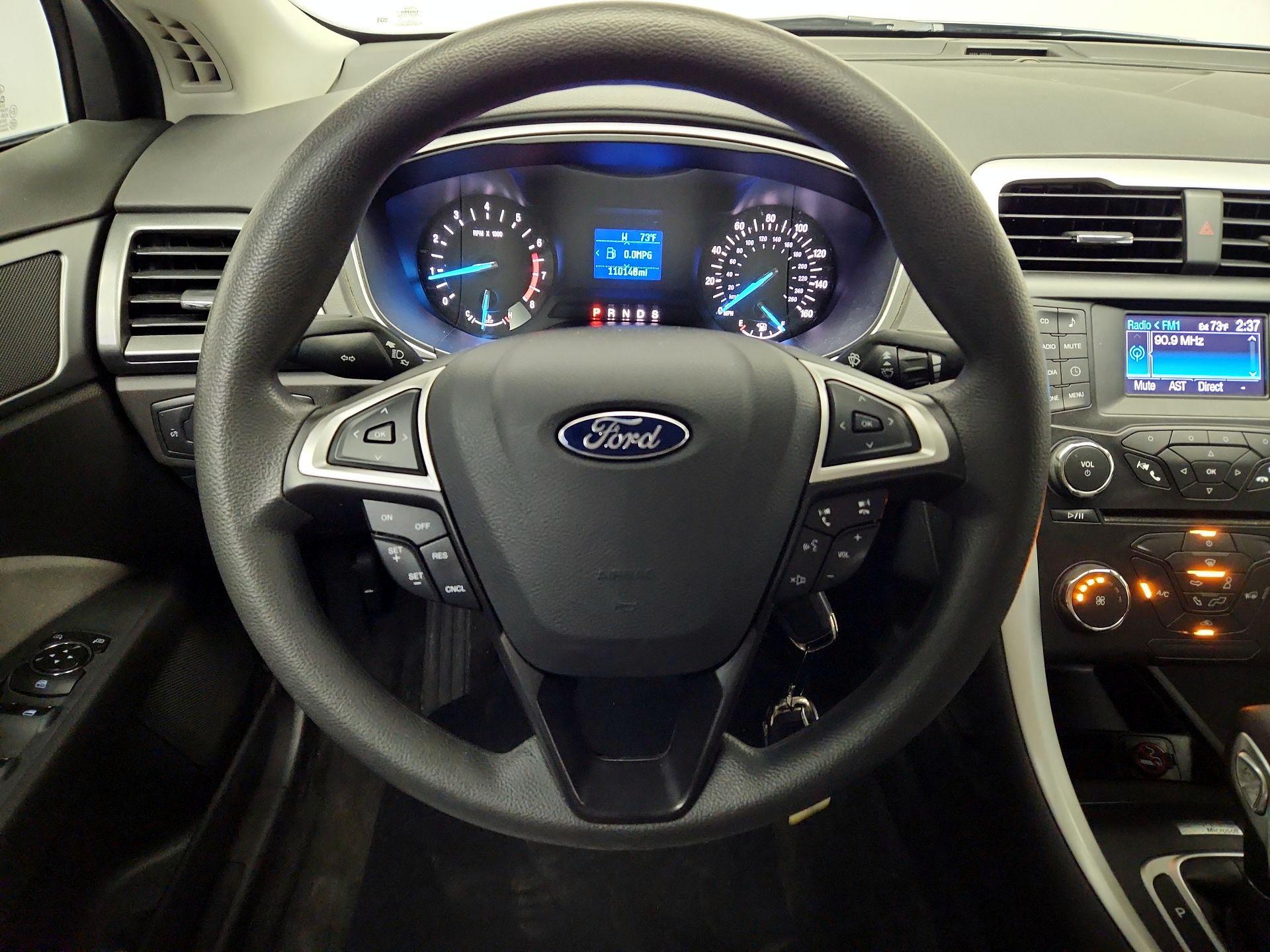 Thumbnail: 2014 Ford Fusion - 10