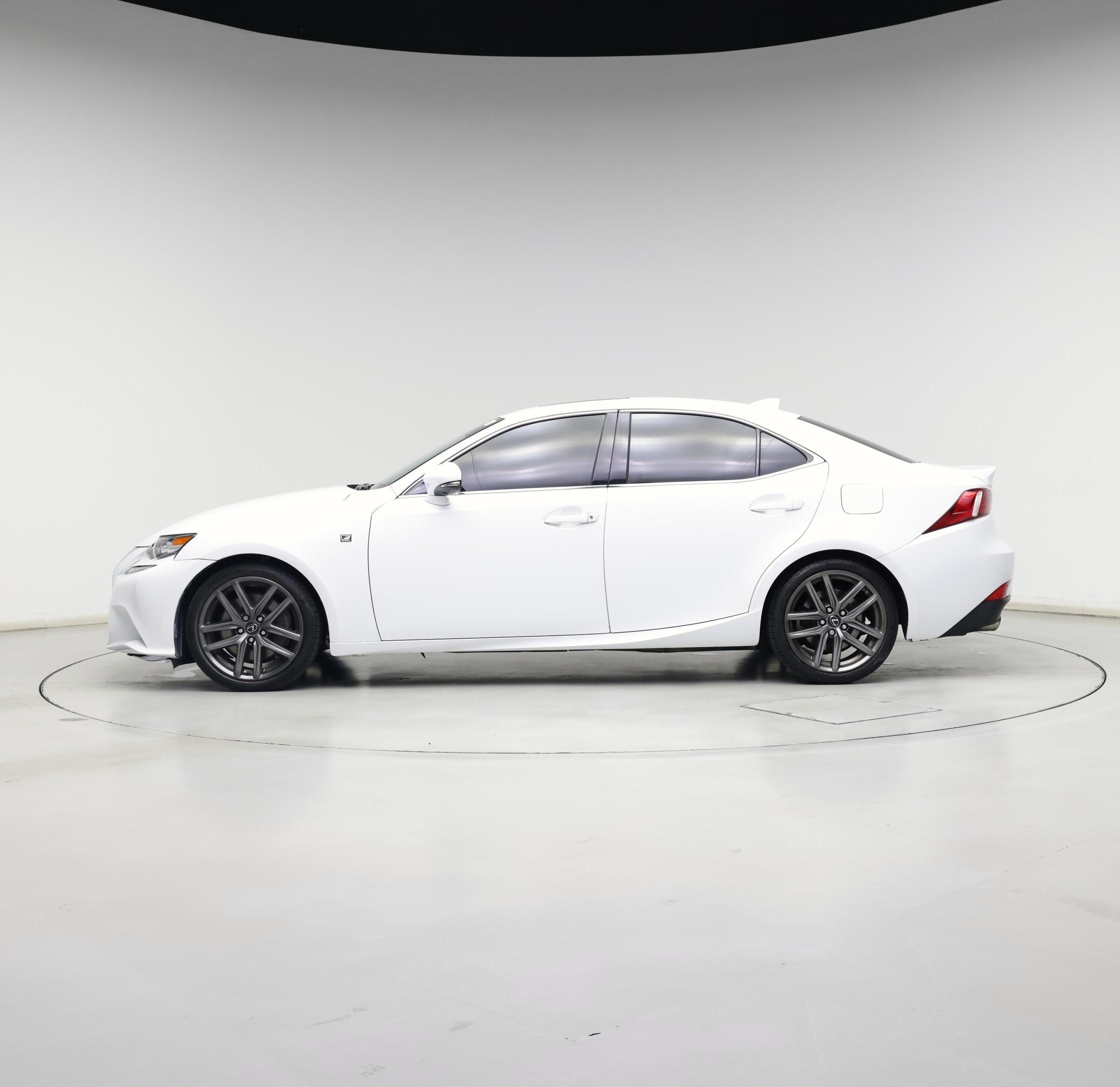 Thumbnail: 2015 Lexus IS - 3