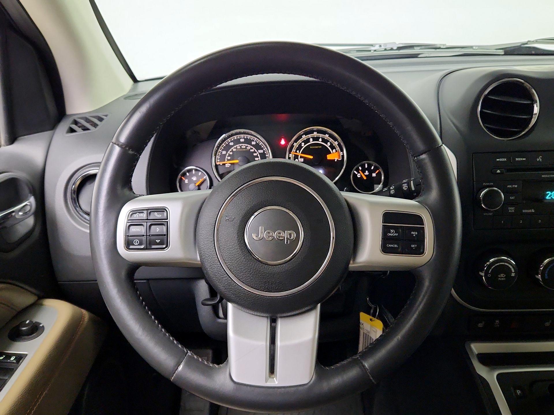 Thumbnail: 2015 Jeep Compass - 10