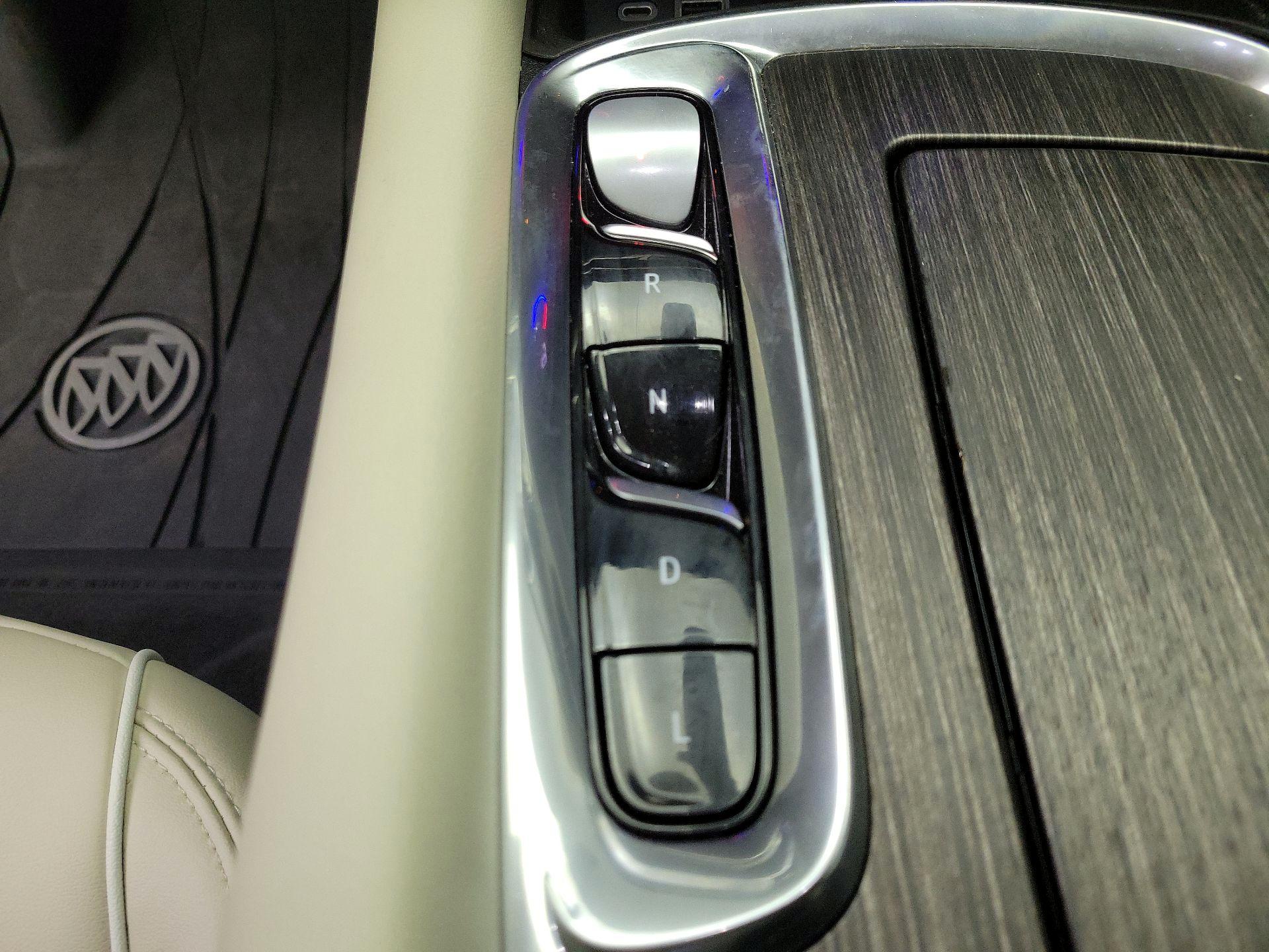 Thumbnail: 2022 Buick Enclave - 17