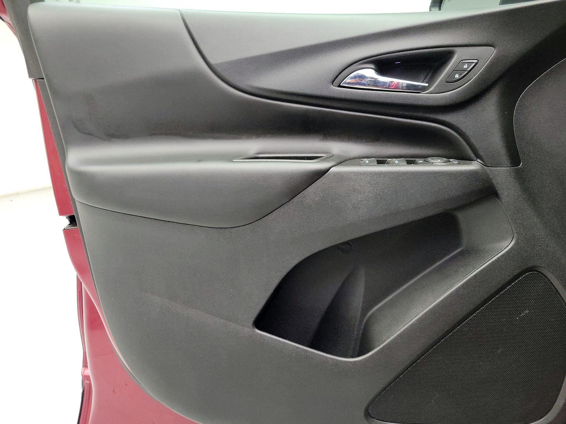 Thumbnail: 2020 Chevrolet Equinox - 12