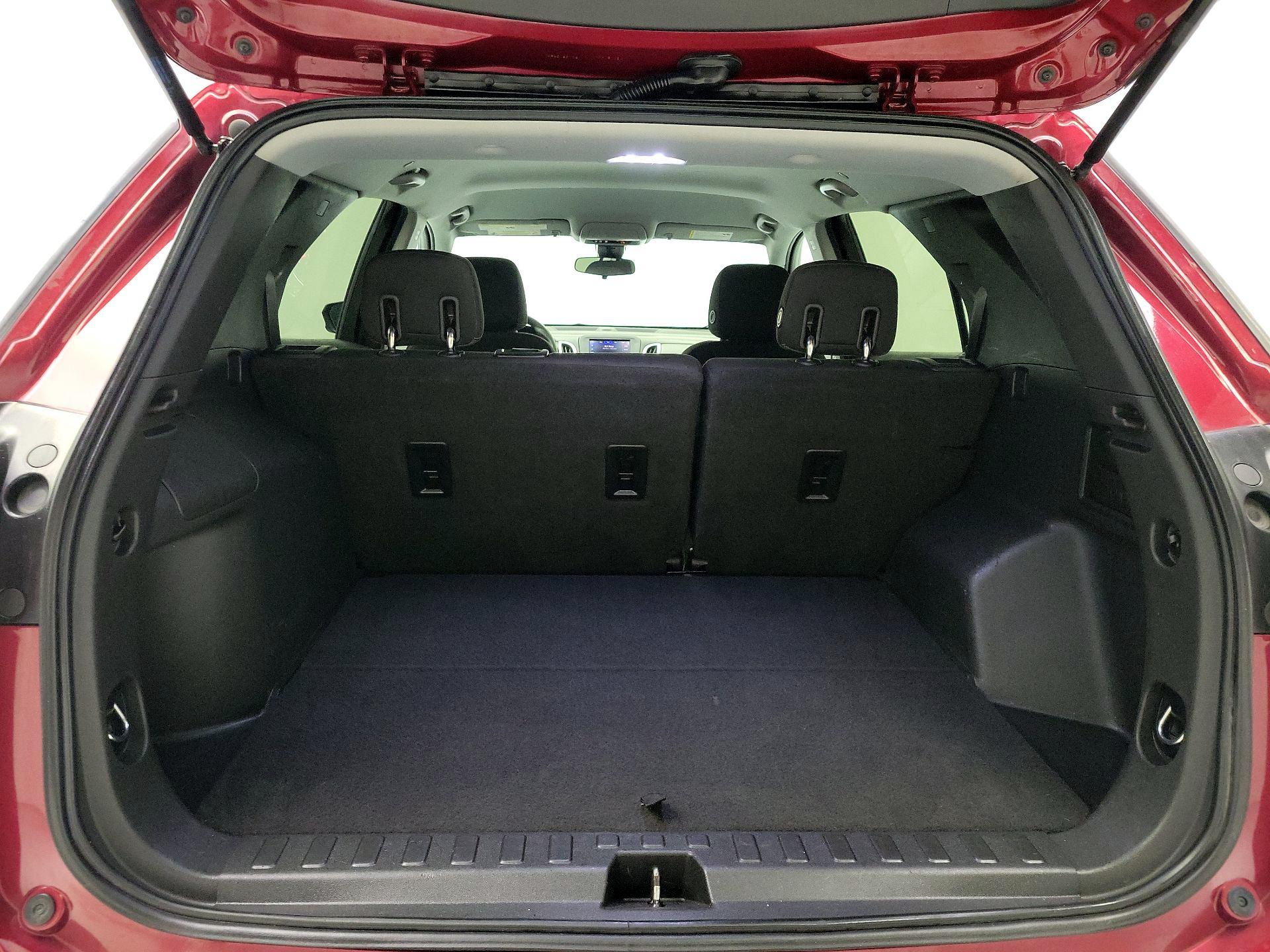 Thumbnail: 2020 Chevrolet Equinox - 20