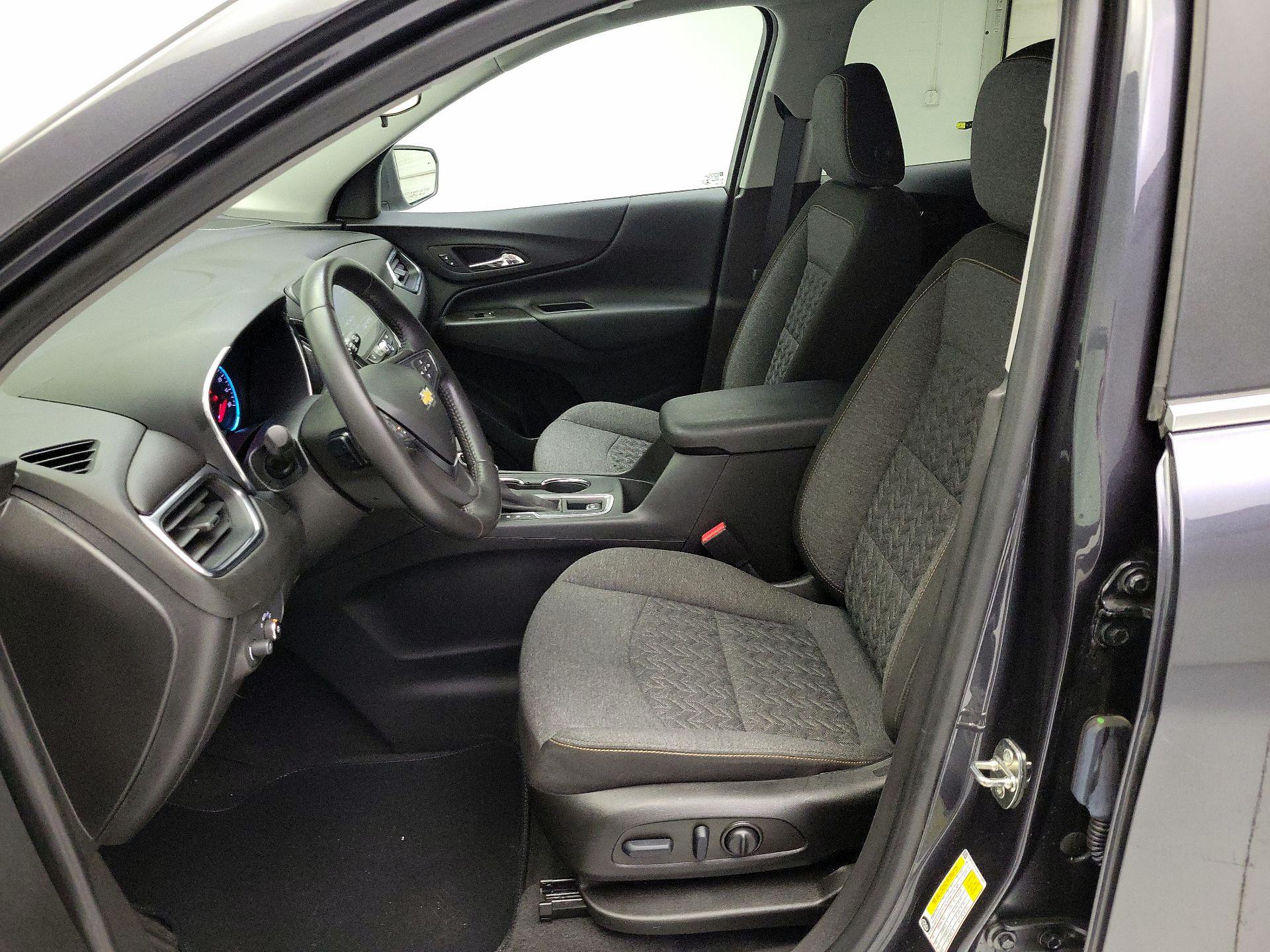 Thumbnail: 2022 Chevrolet Equinox - 11