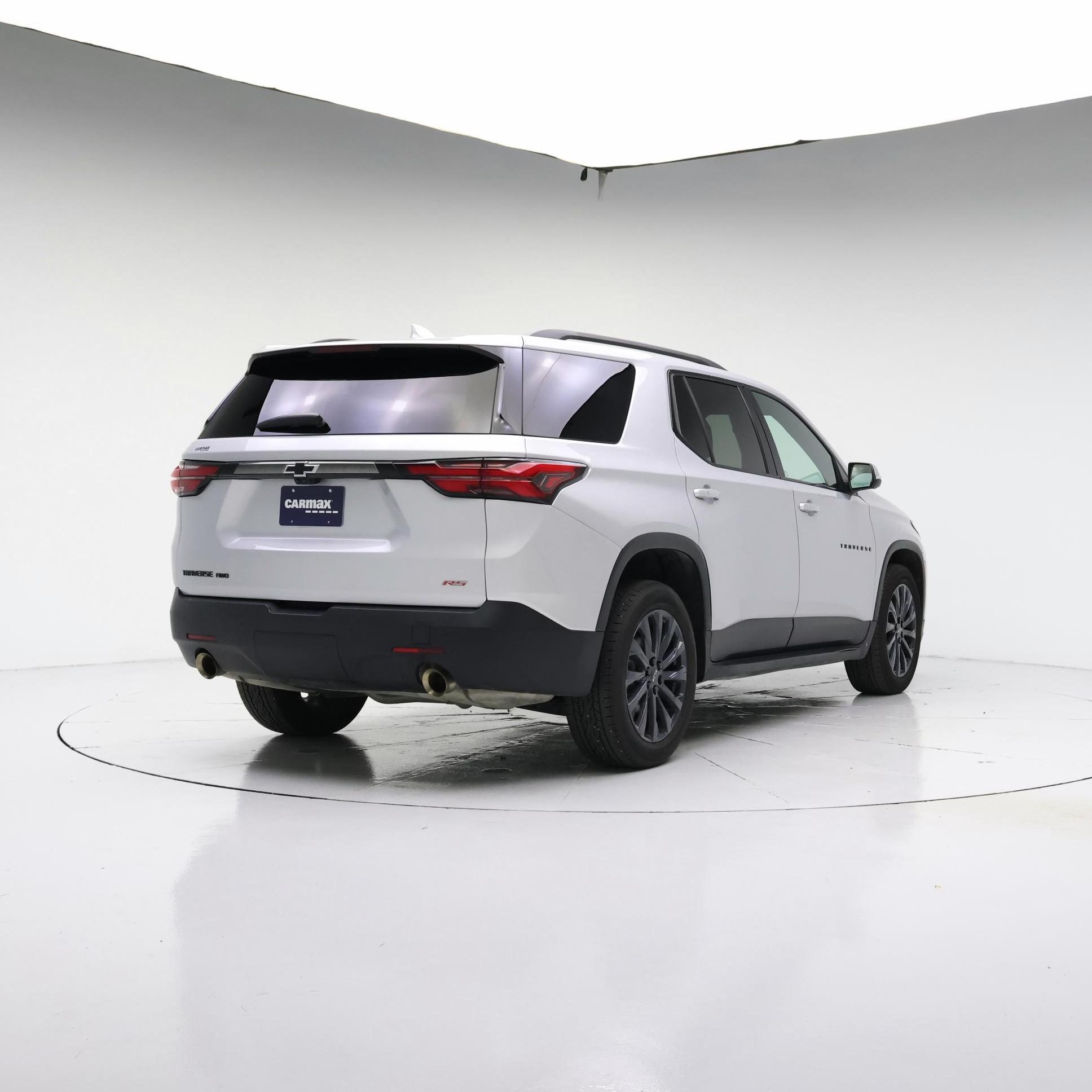 Thumbnail: 2022 Chevrolet Traverse - 8