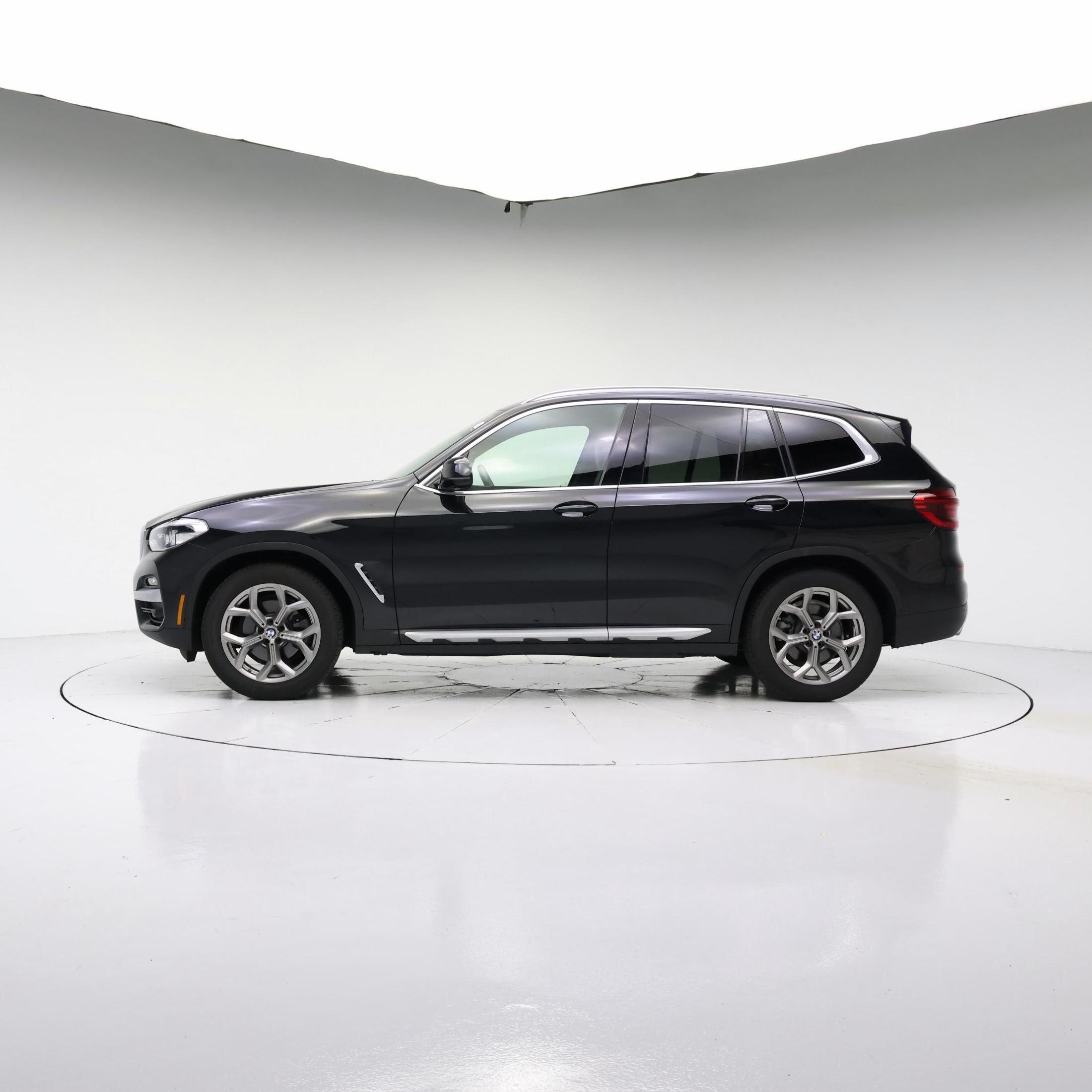 Thumbnail: 2021 BMW X3 - 3