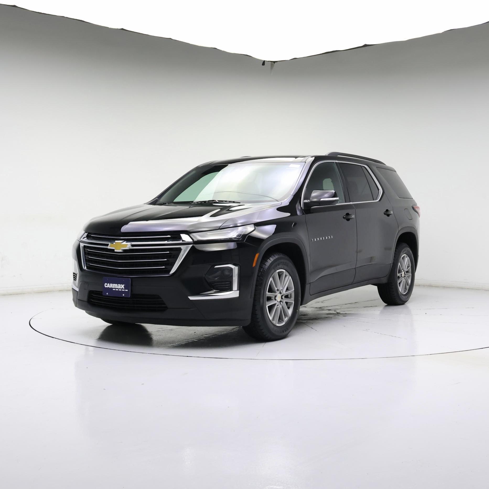 Thumbnail: 2023 Chevrolet Traverse - 4