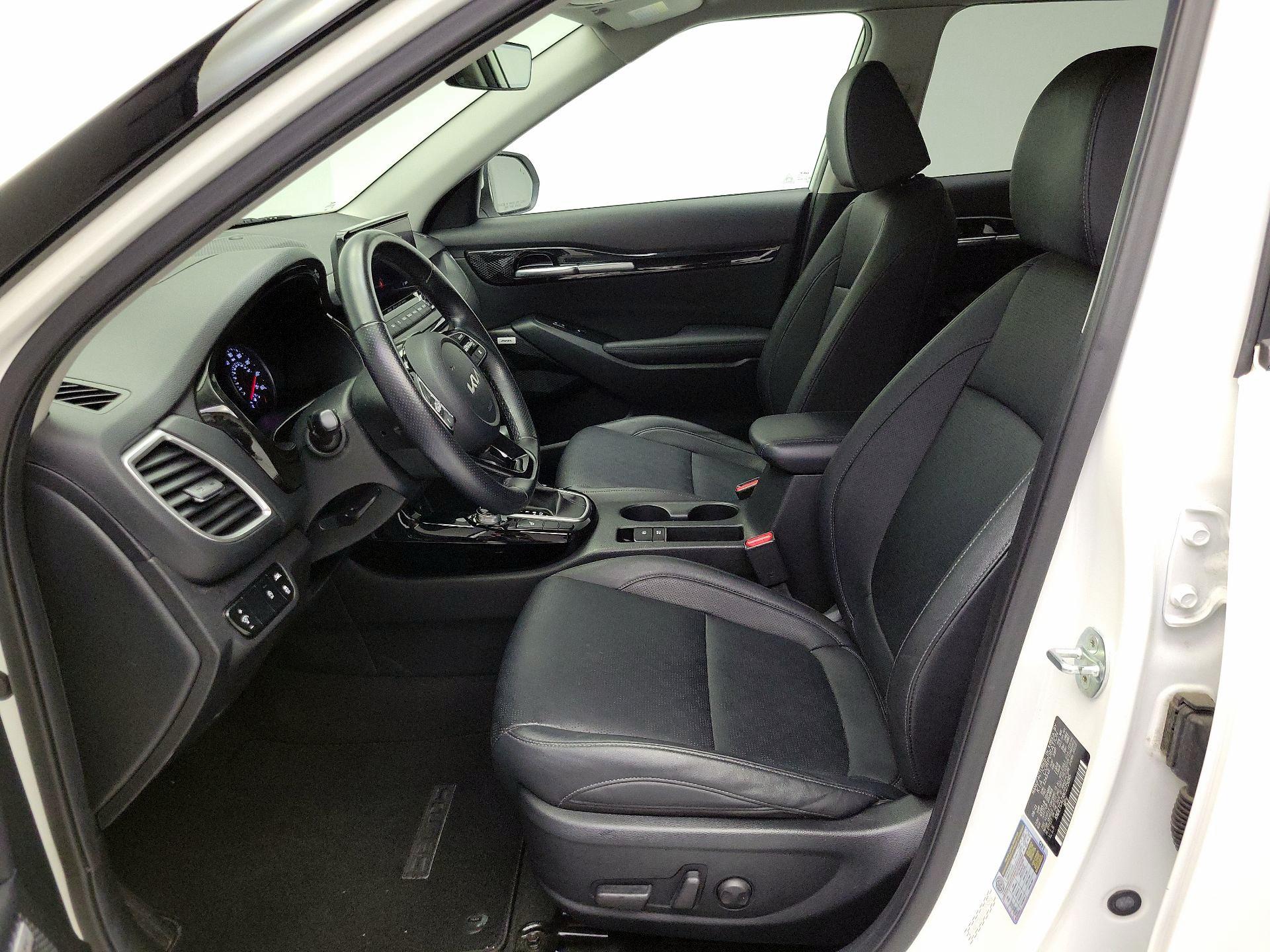 Thumbnail: 2022 Kia Seltos - 11