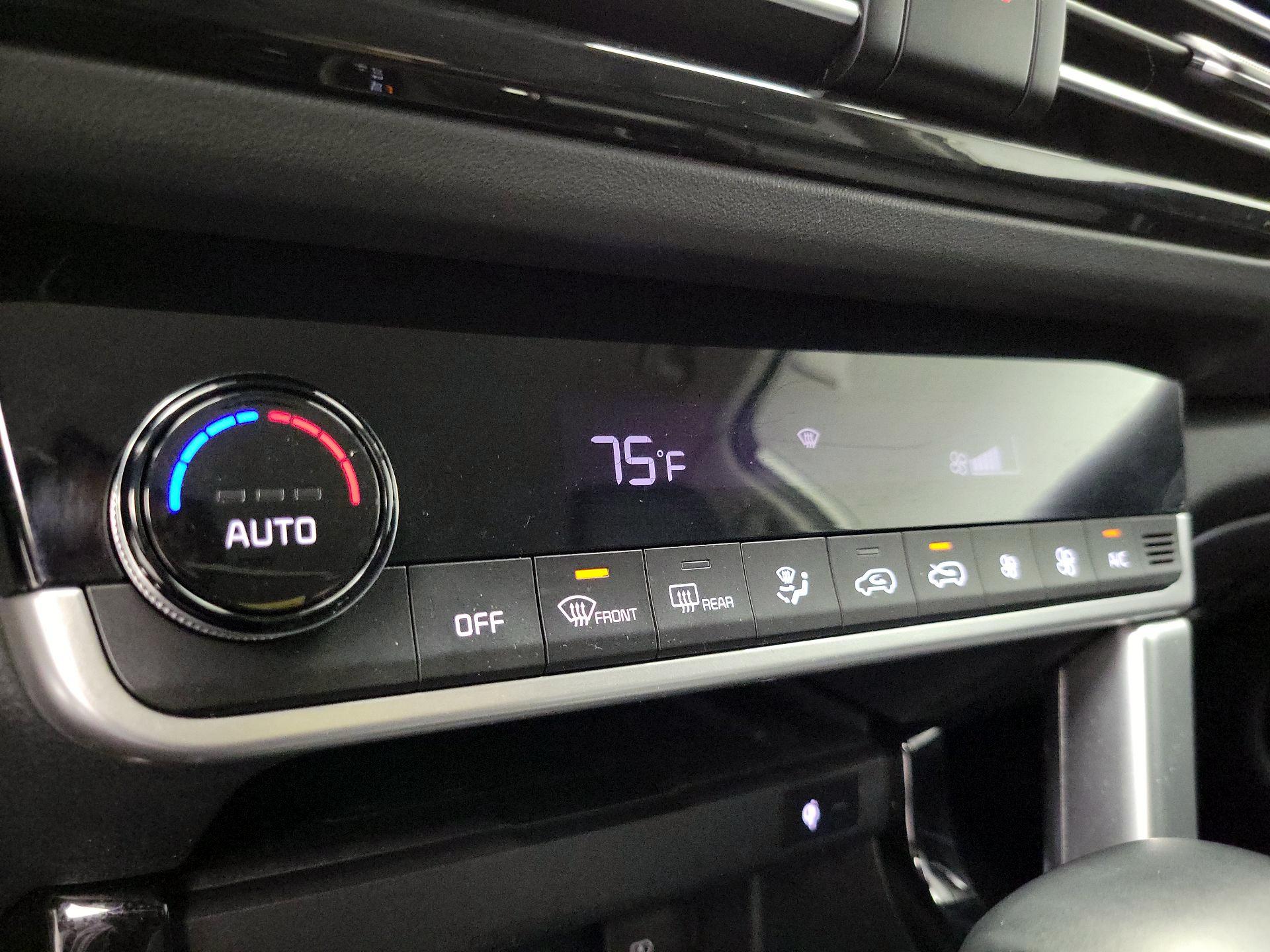 Thumbnail: 2022 Kia Seltos - 17