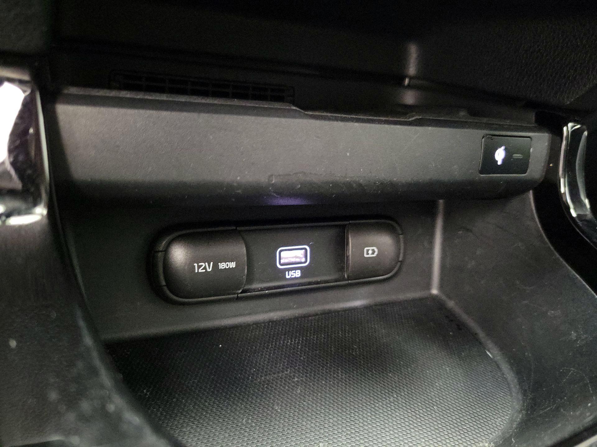 Thumbnail: 2022 Kia Seltos - 19