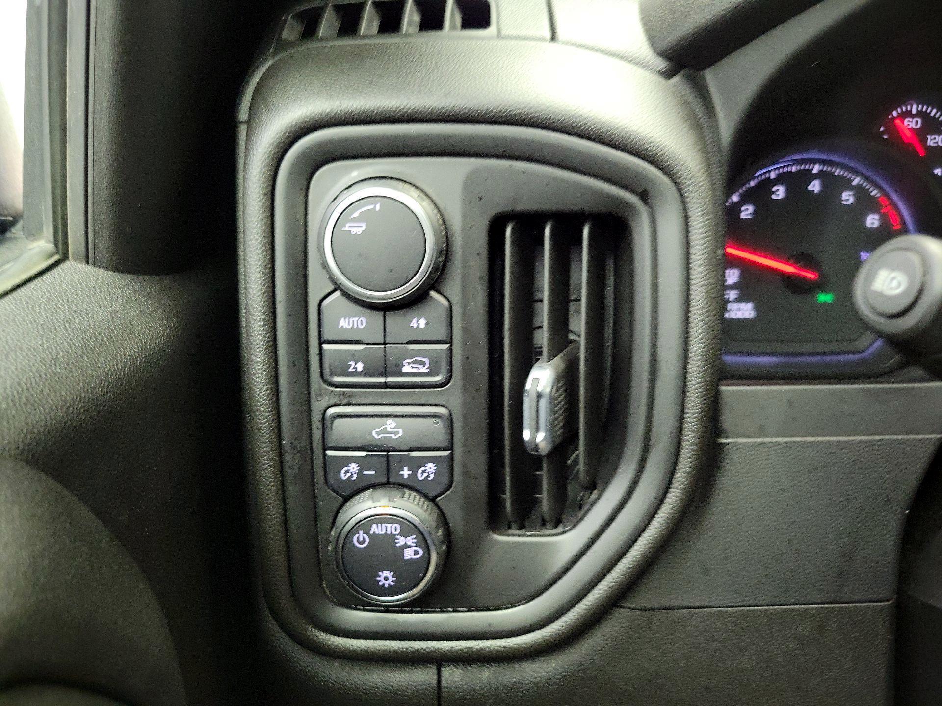 Thumbnail: 2022 Chevrolet Silverado 1500 - 13