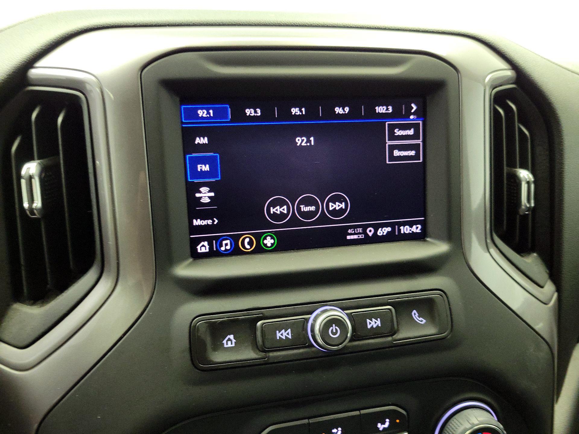 Thumbnail: 2022 Chevrolet Silverado 1500 - 15