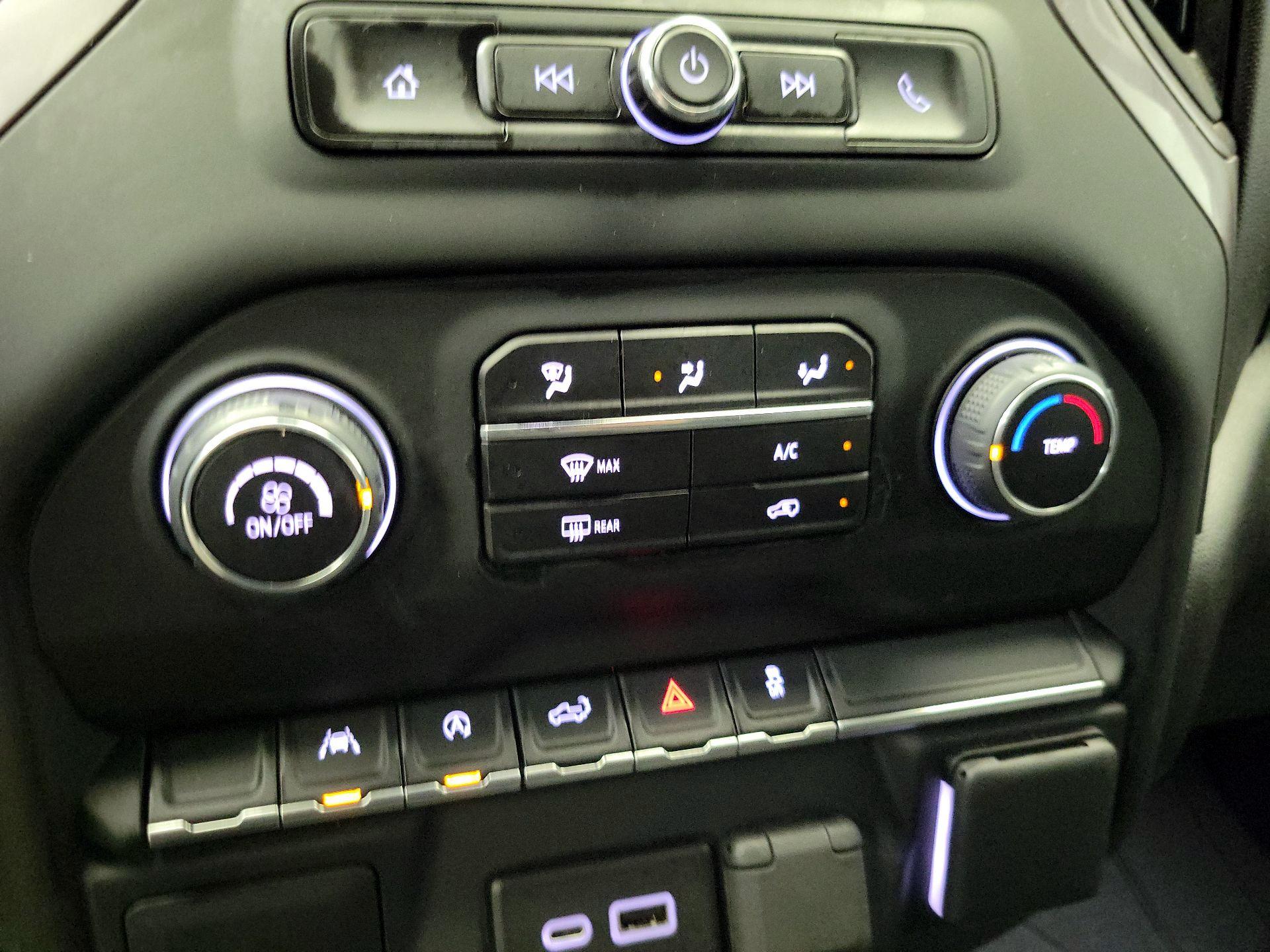 Thumbnail: 2022 Chevrolet Silverado 1500 - 16