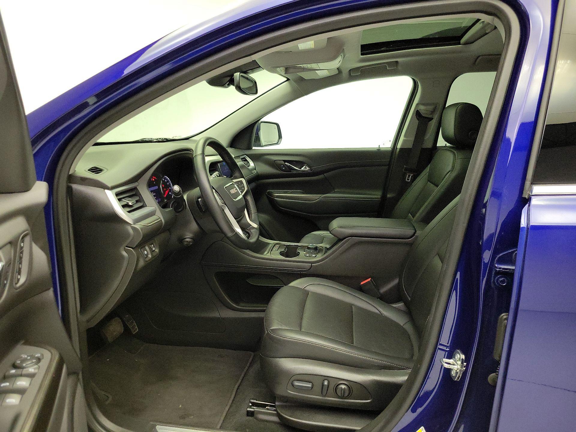 Thumbnail: 2023 GMC Acadia - 11