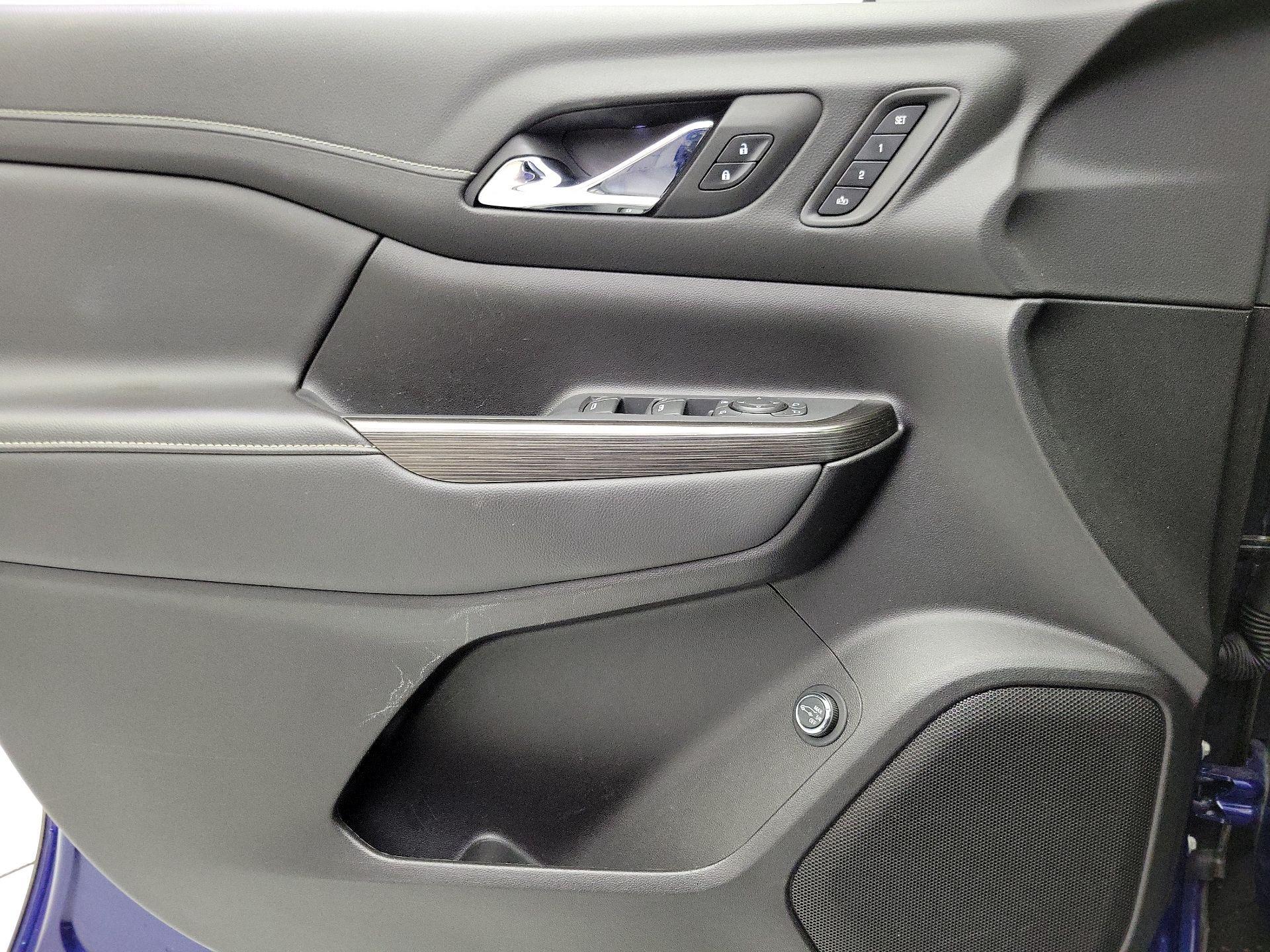 Thumbnail: 2023 GMC Acadia - 12