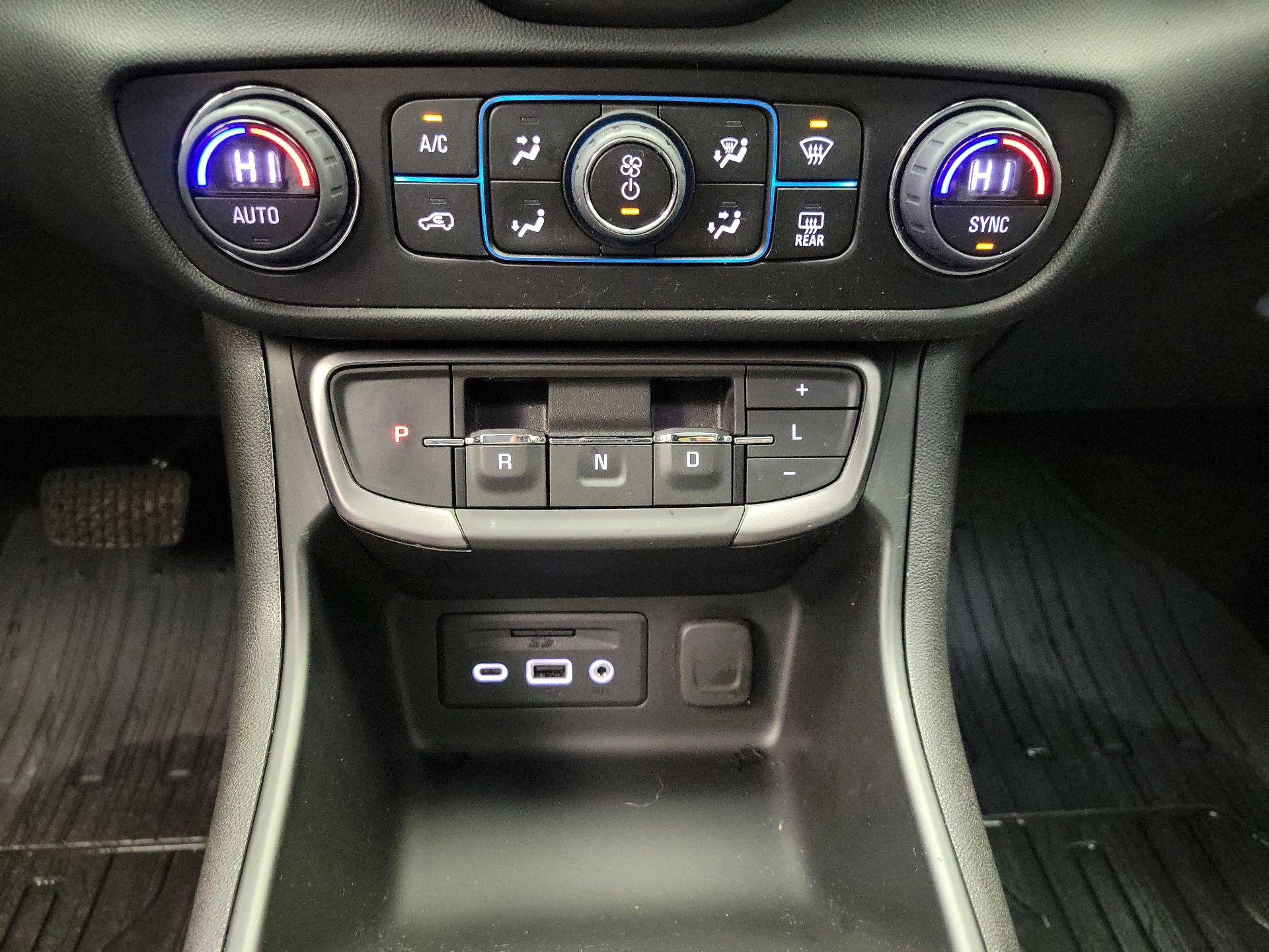 Thumbnail: 2023 GMC Terrain - 17