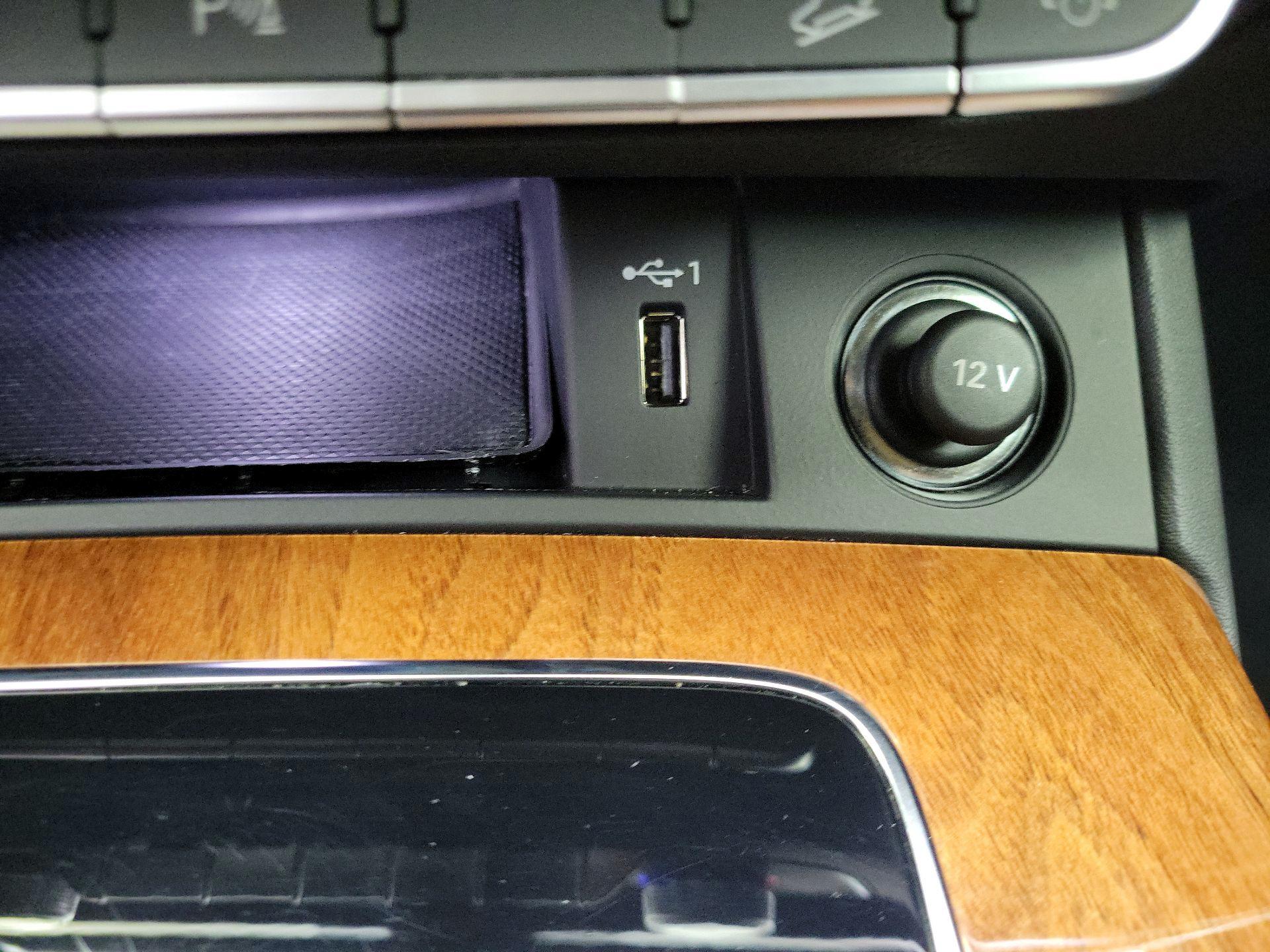 Thumbnail: 2022 Audi Q5 - 18