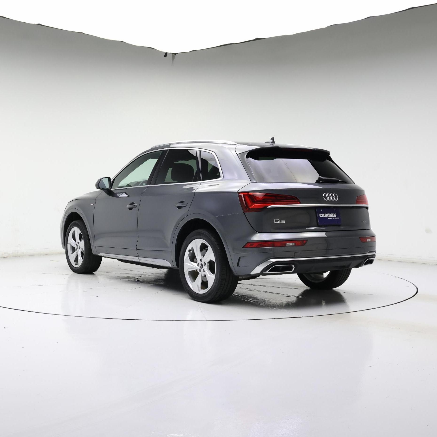 Thumbnail: 2022 Audi Q5 - 2