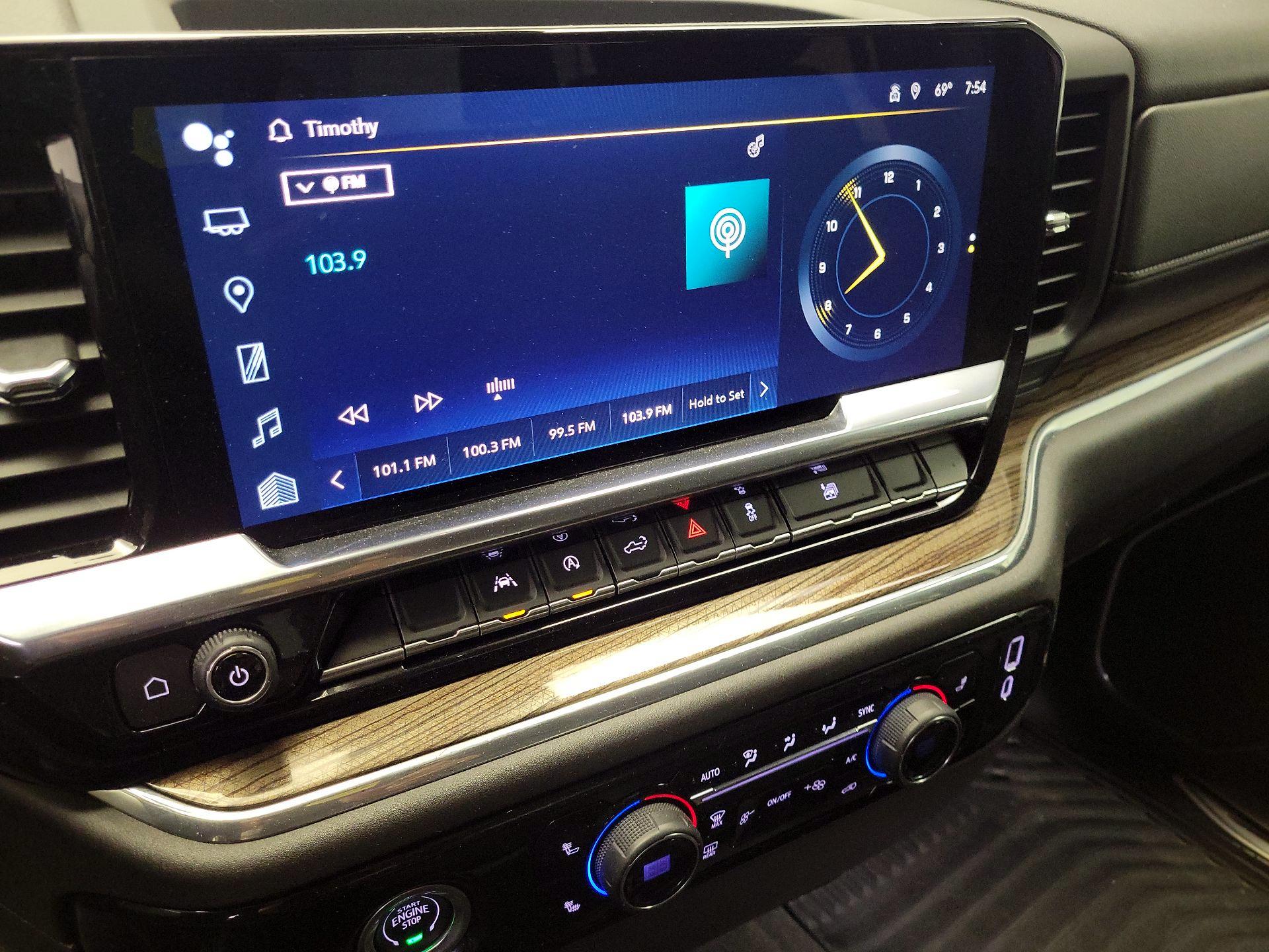 Thumbnail: 2023 Chevrolet Silverado 1500 - 16