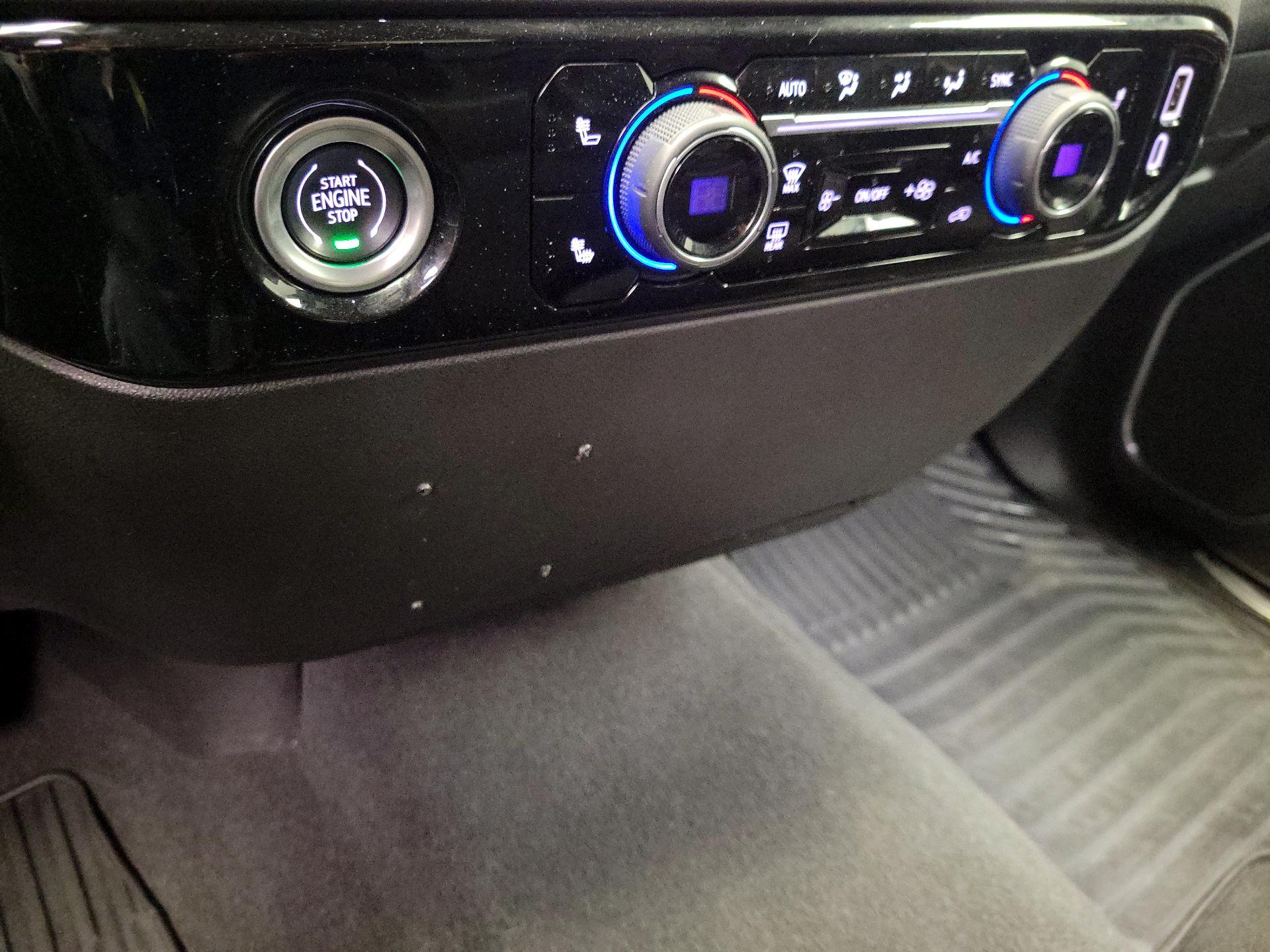 Thumbnail: 2023 Chevrolet Silverado 1500 - 17