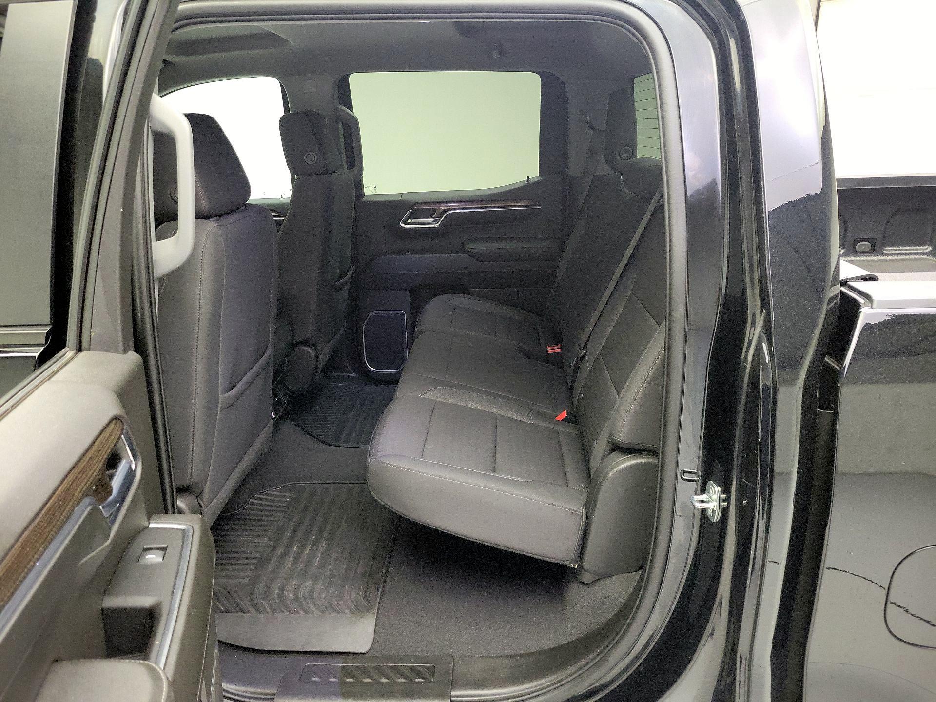 Thumbnail: 2023 Chevrolet Silverado 1500 - 20