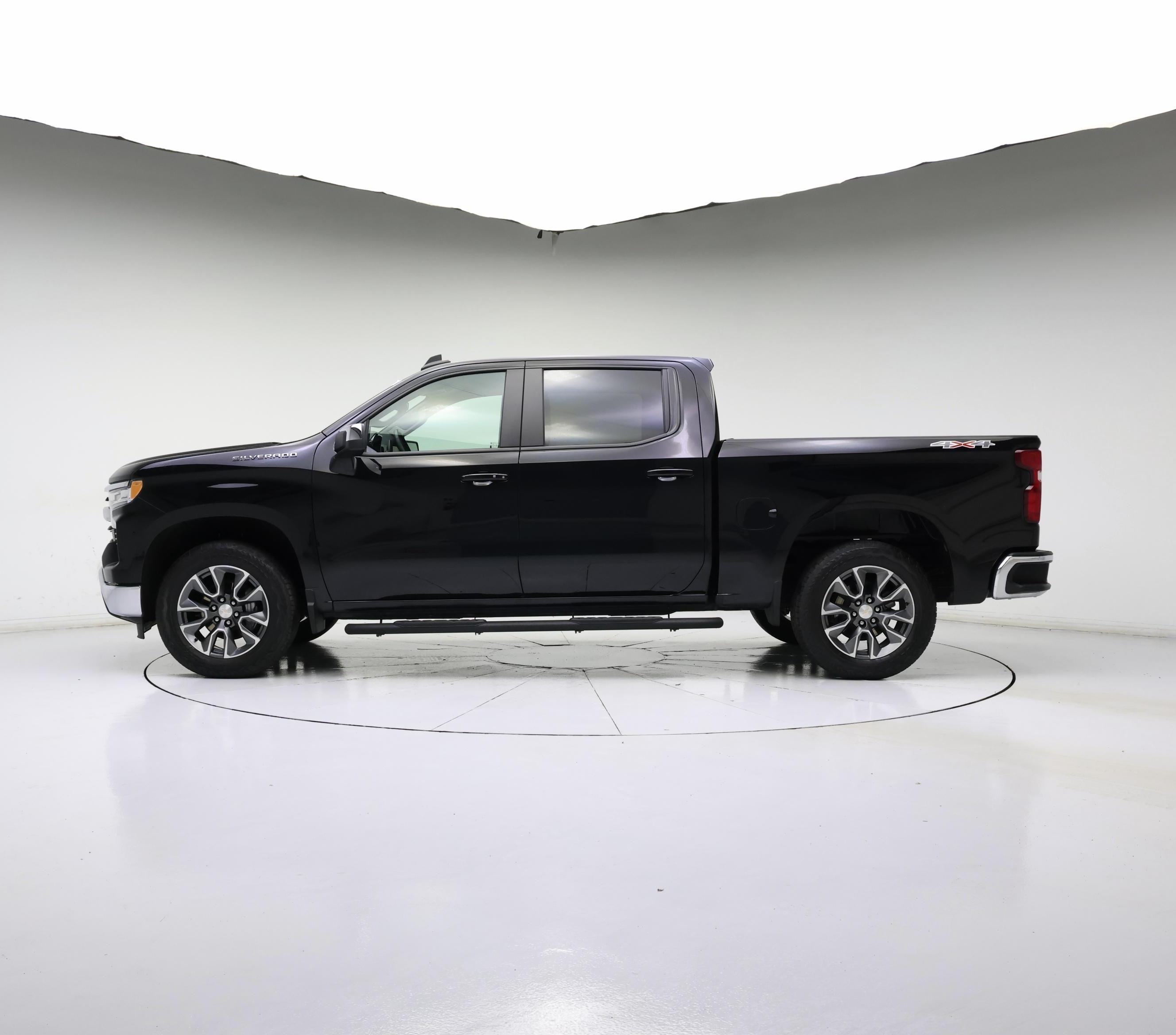 Thumbnail: 2023 Chevrolet Silverado 1500 - 3